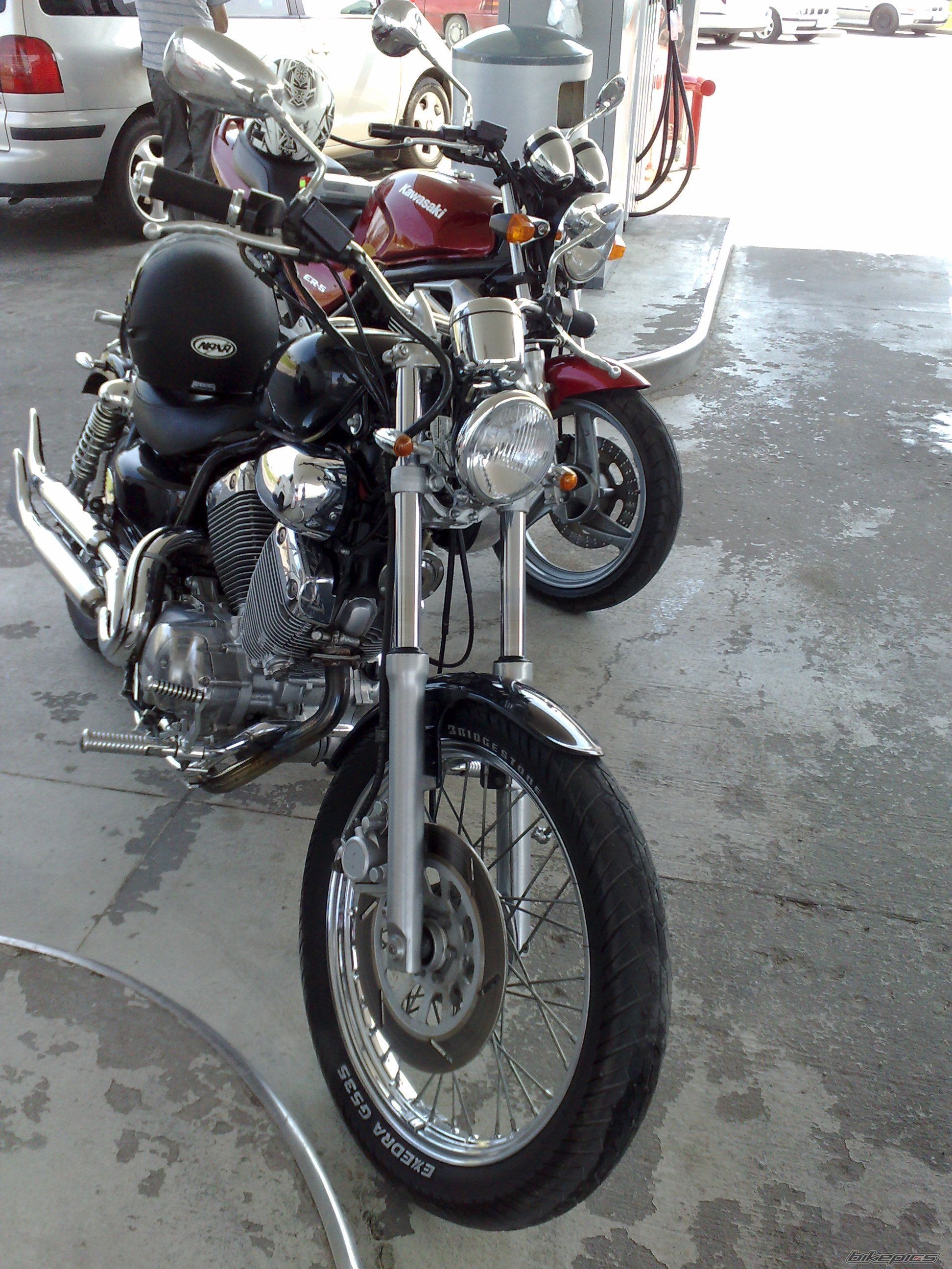 Photo 2396465