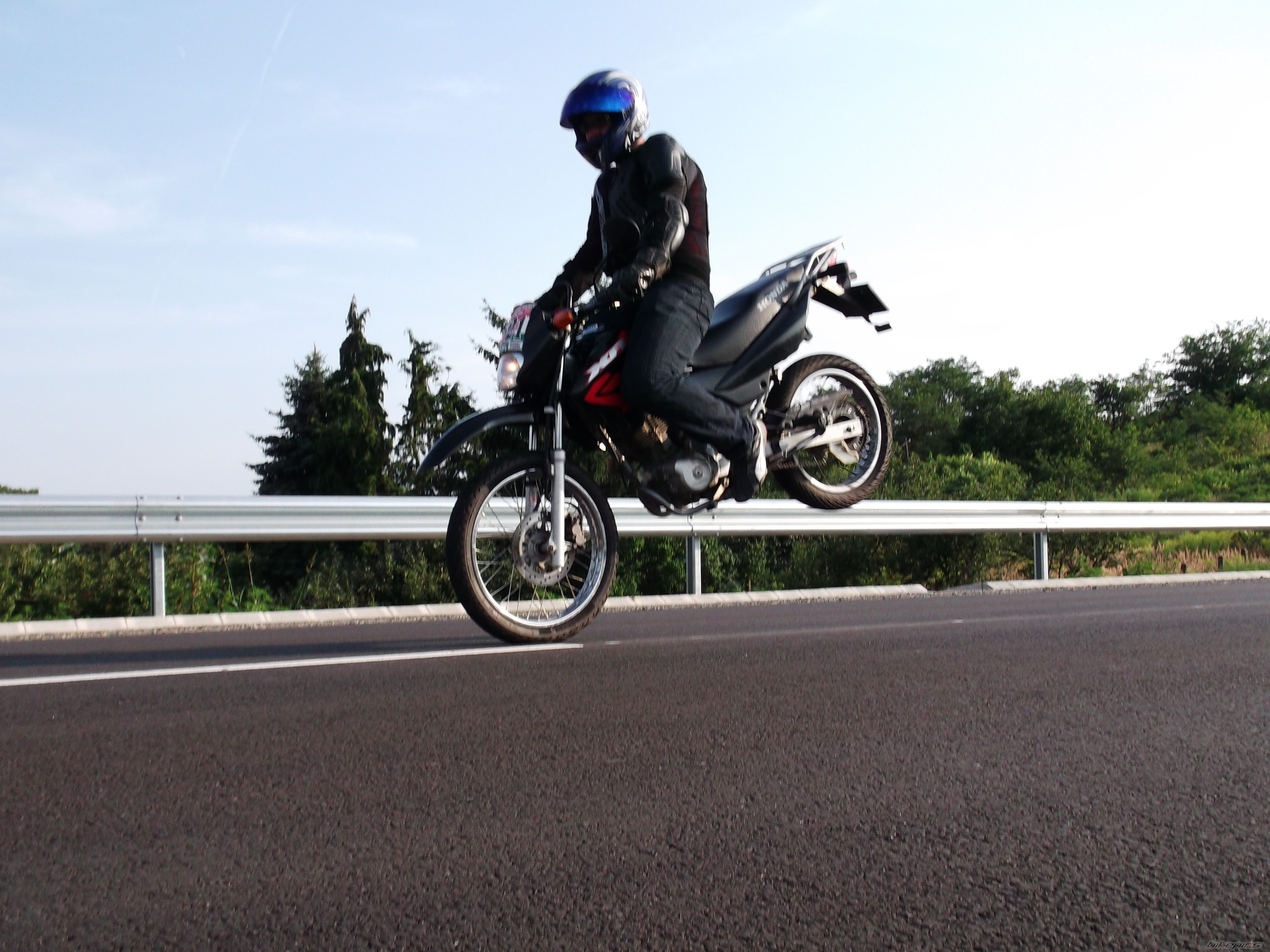 Bike Photo 2397836