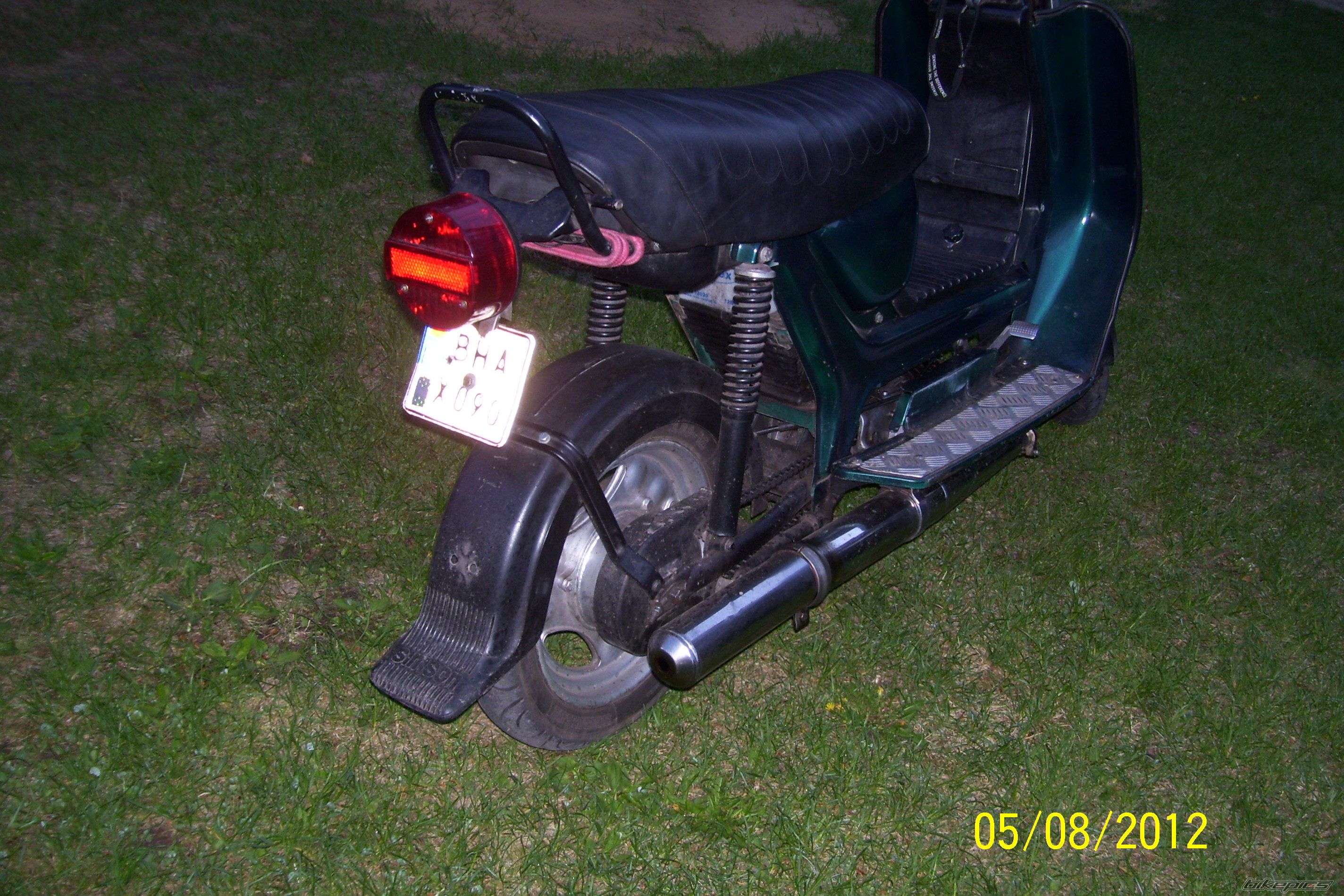 Photo 2398085