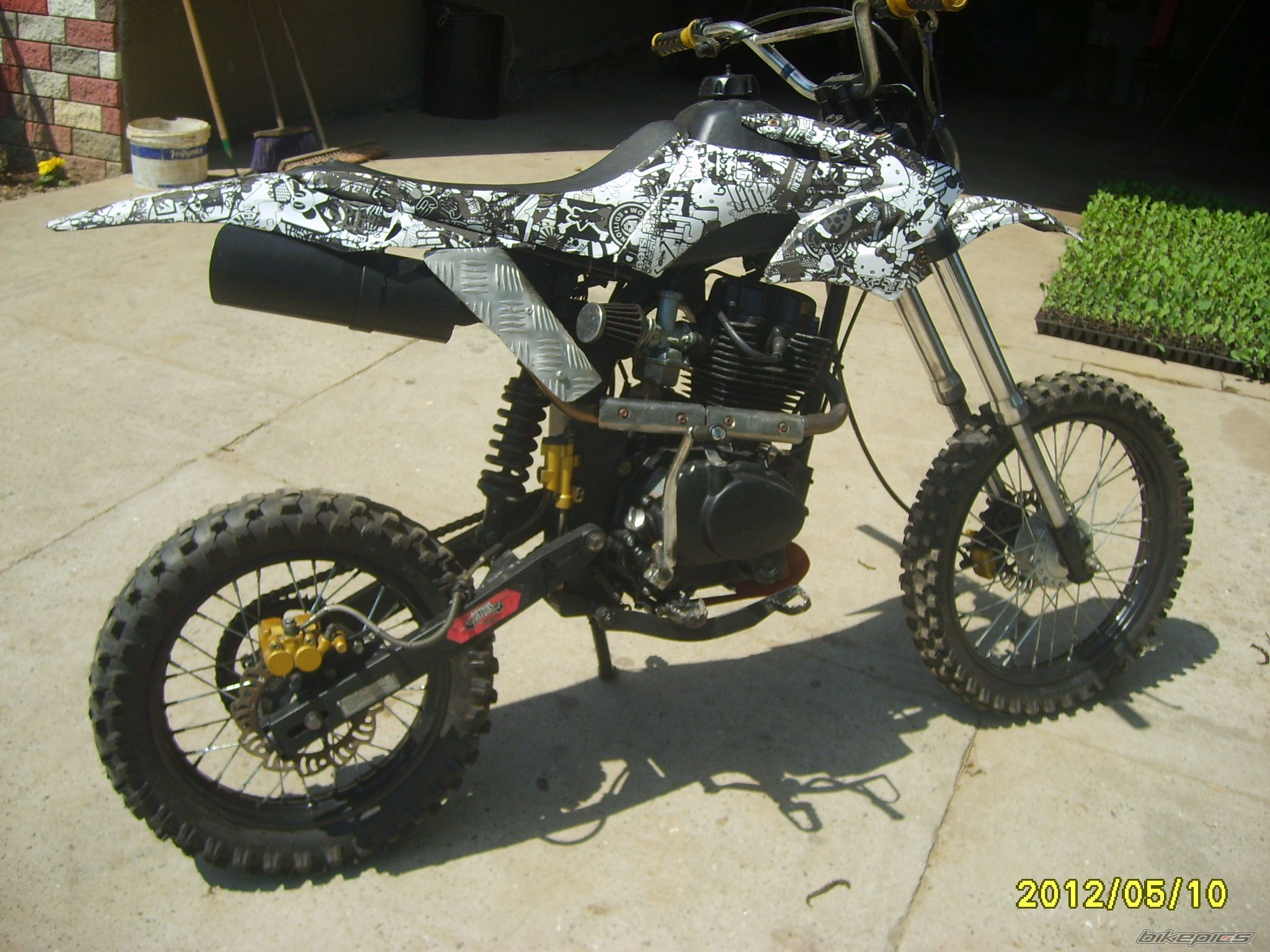 Photo 2398571