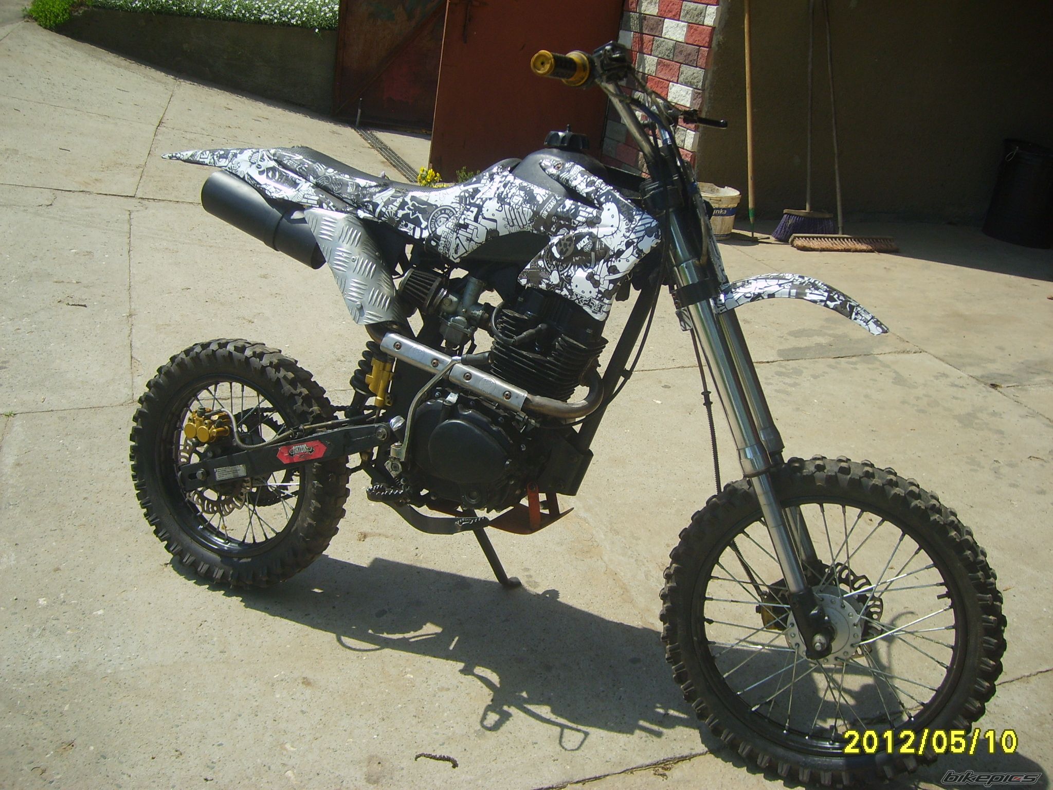 Photo 2398574