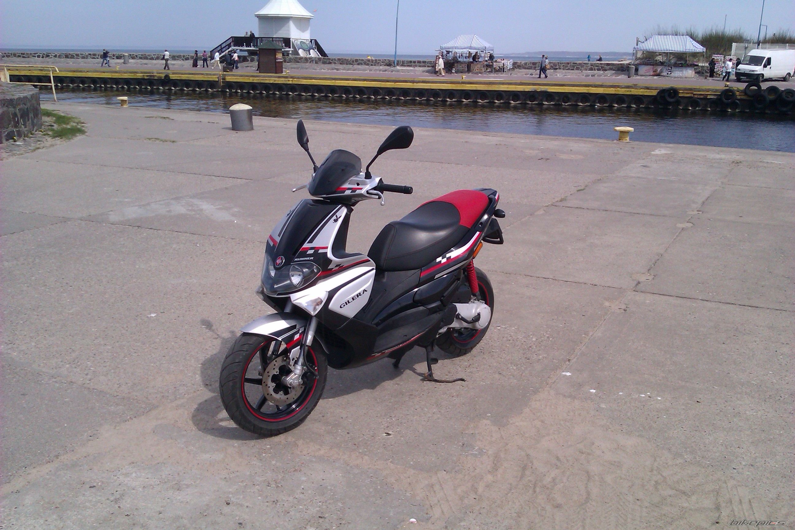 Photo 2398586