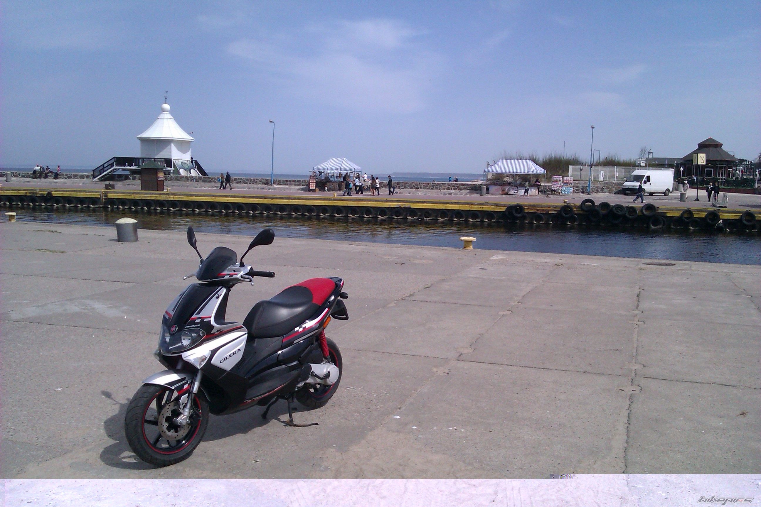Photo 2398592