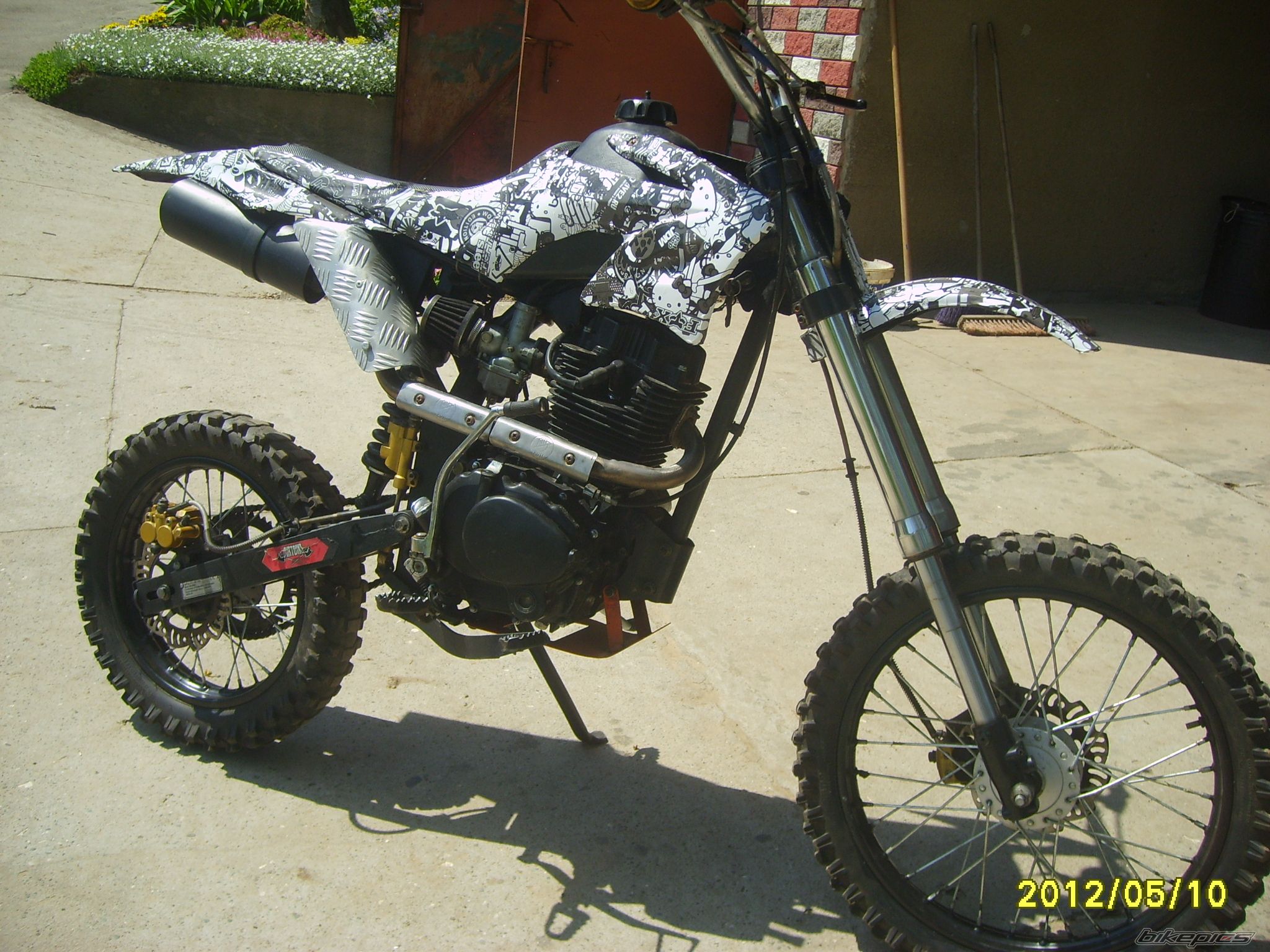 Photo 2398612