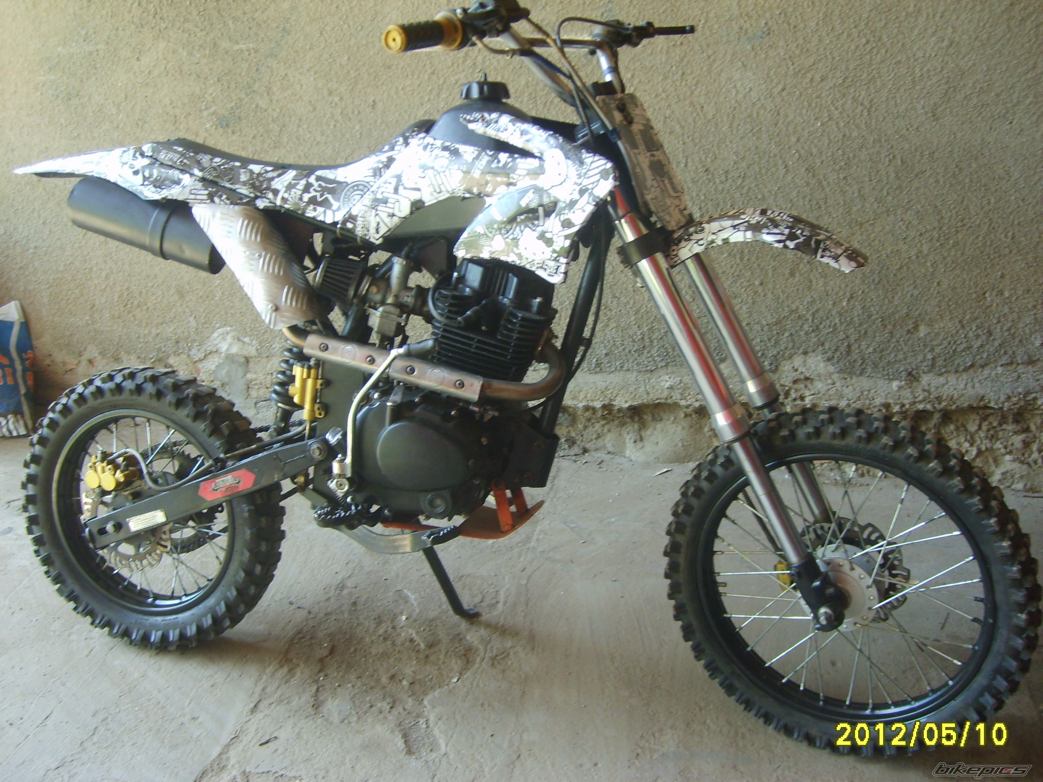 Photo 2398613