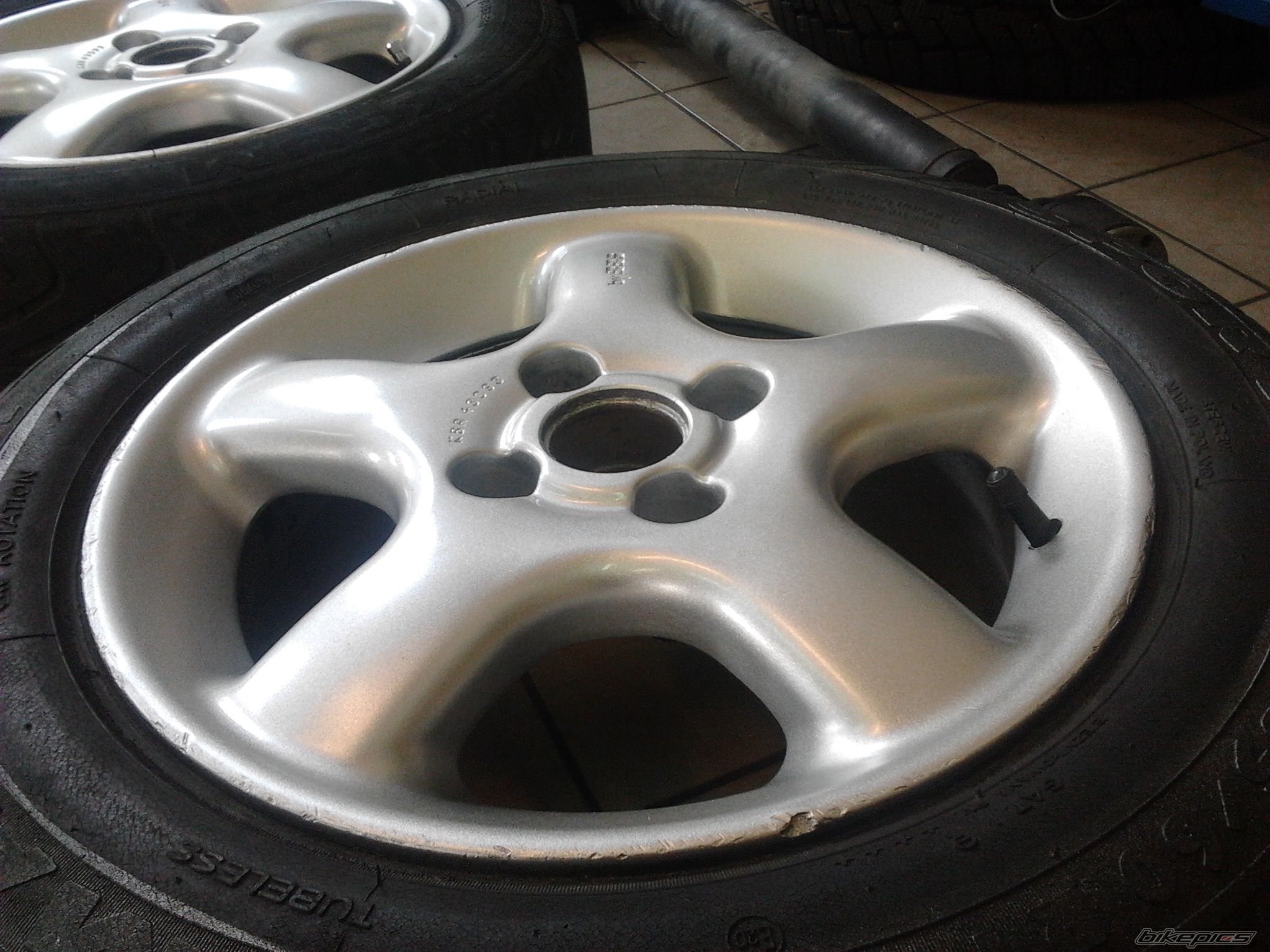 Photo 2398855