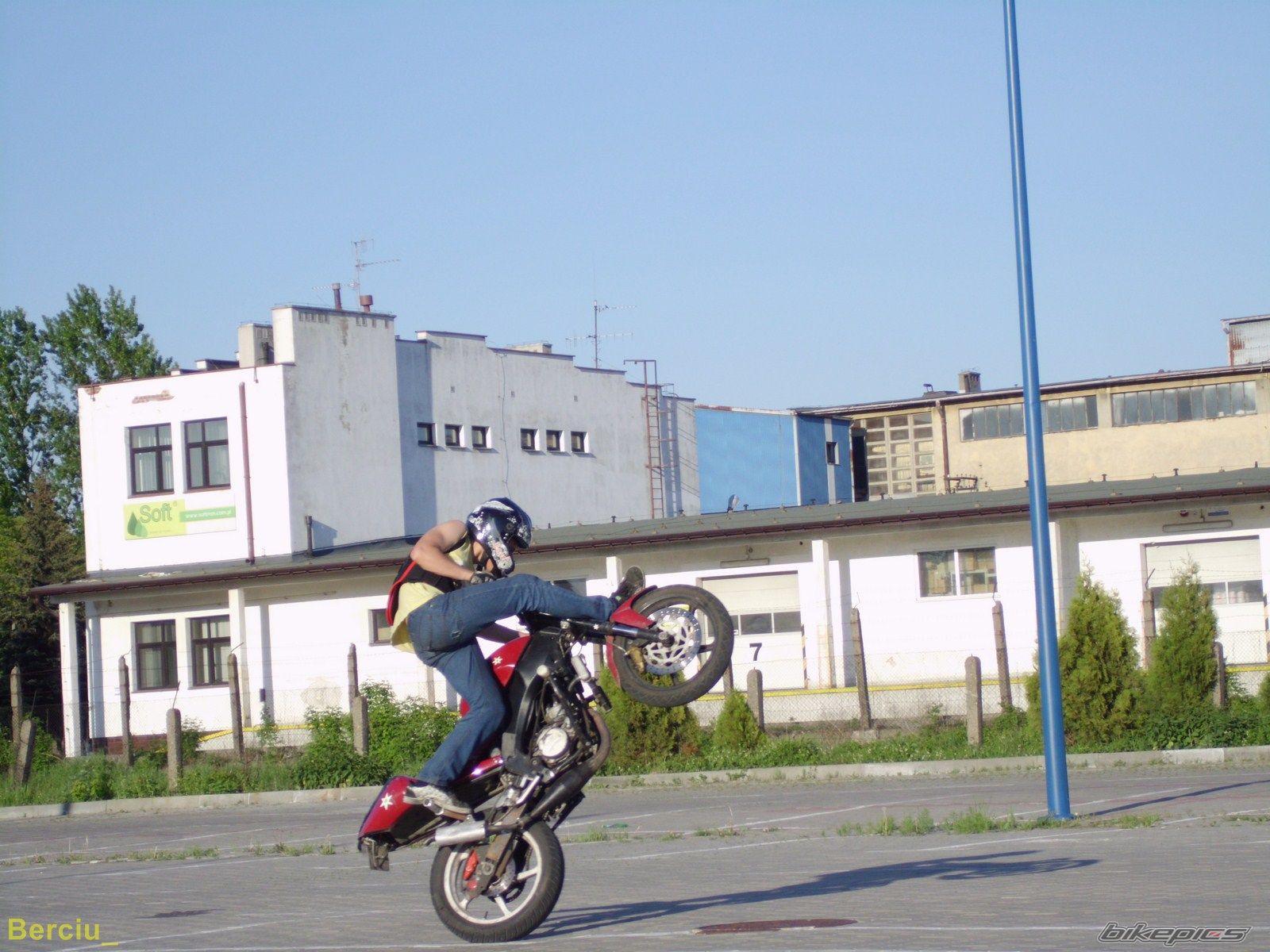Bike Photo 2398955