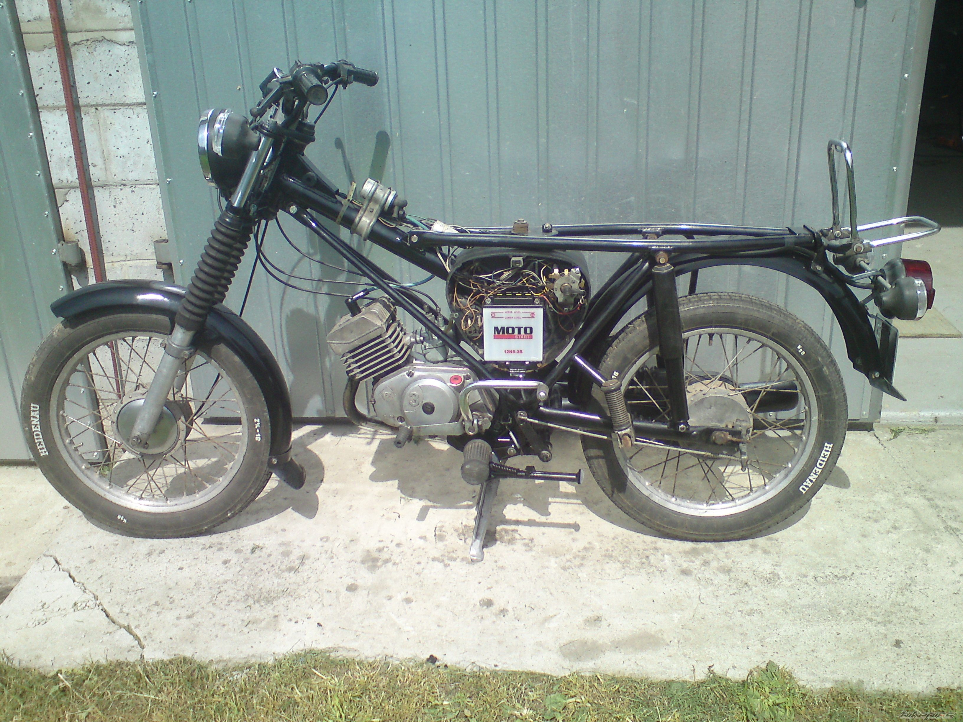 Photo 2399109