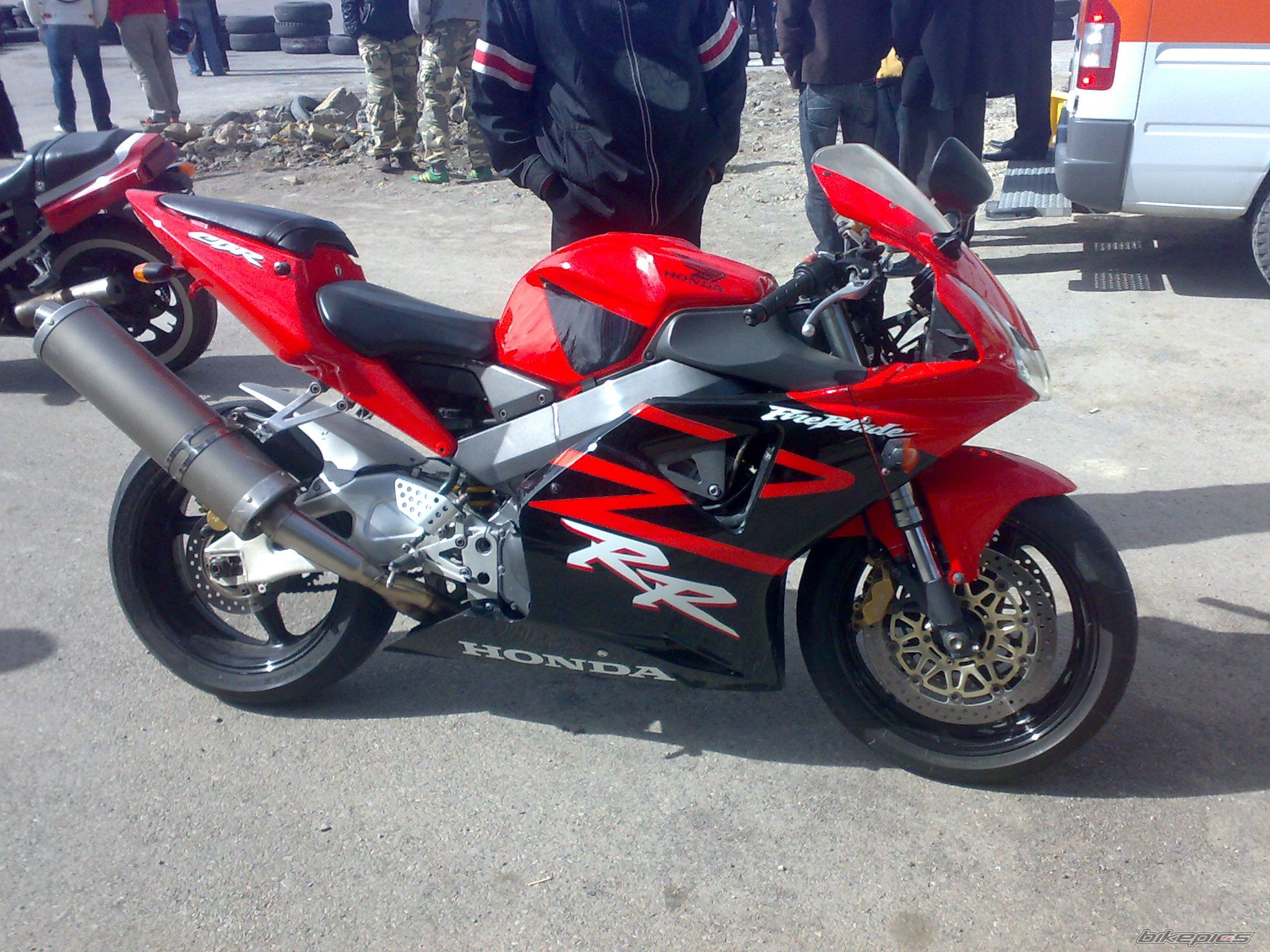 Photo 2399657