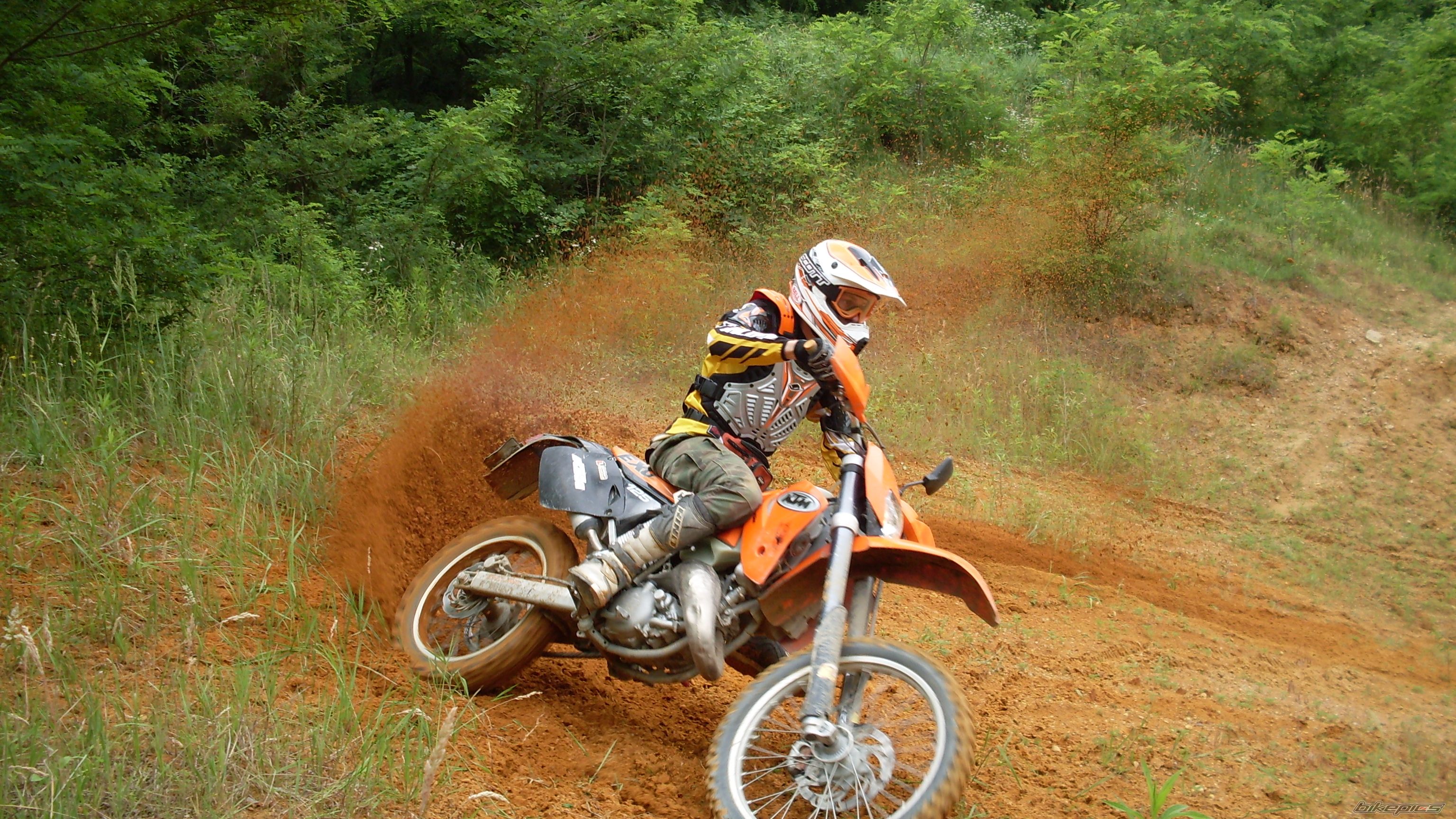Photo 2399672