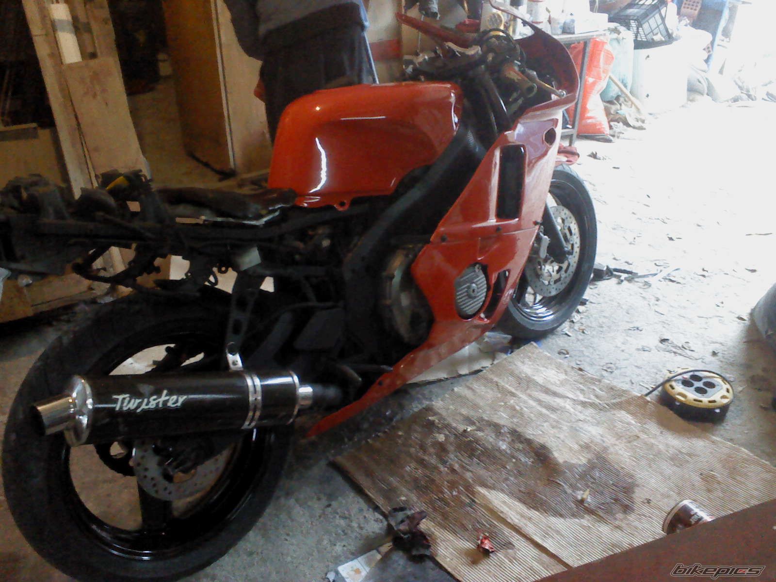 Photo 2400071