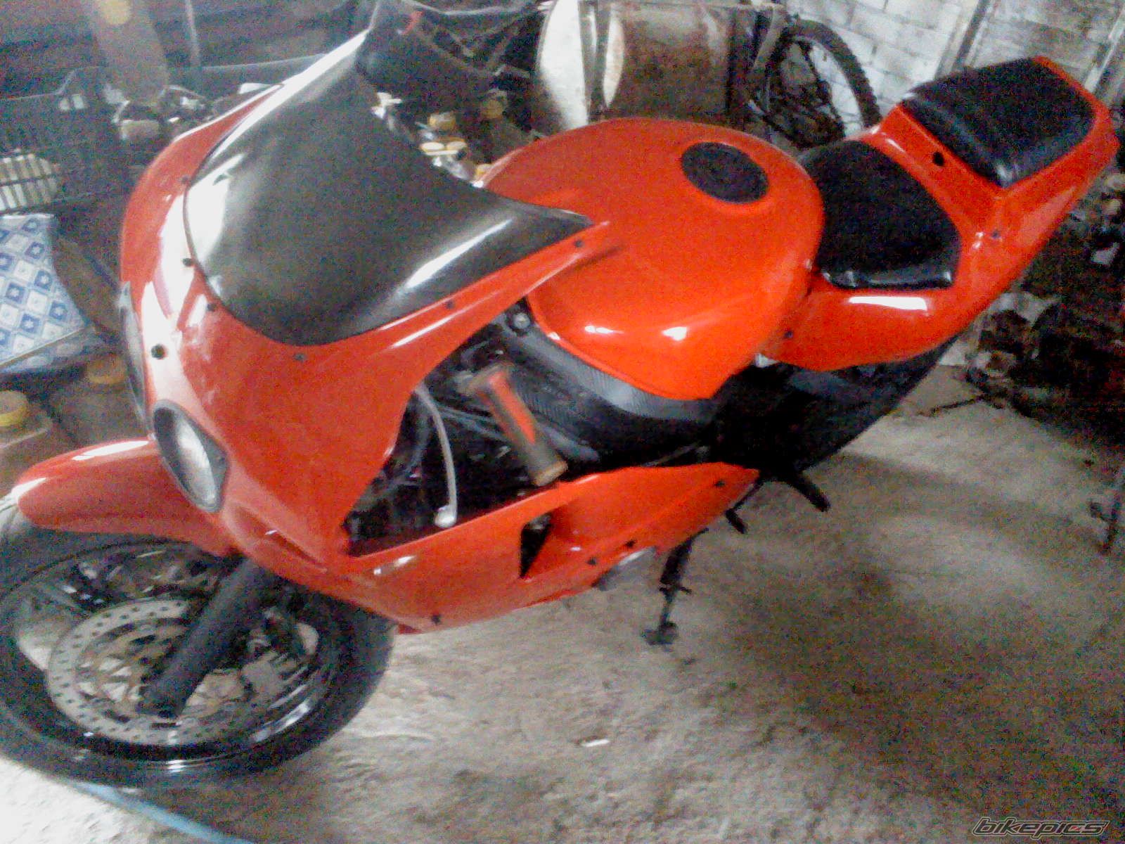 Photo 2400072