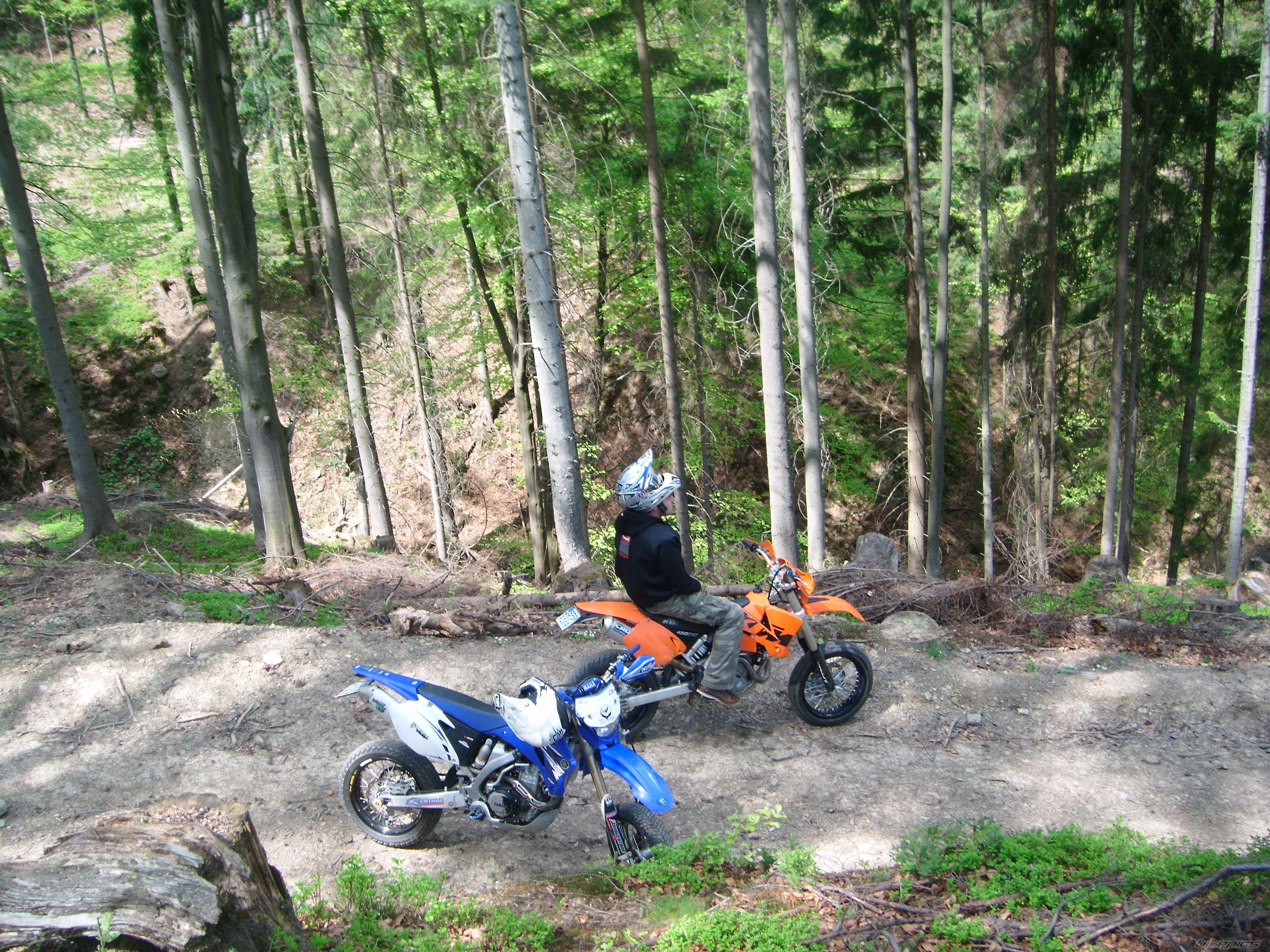 Bike Photo 2400152