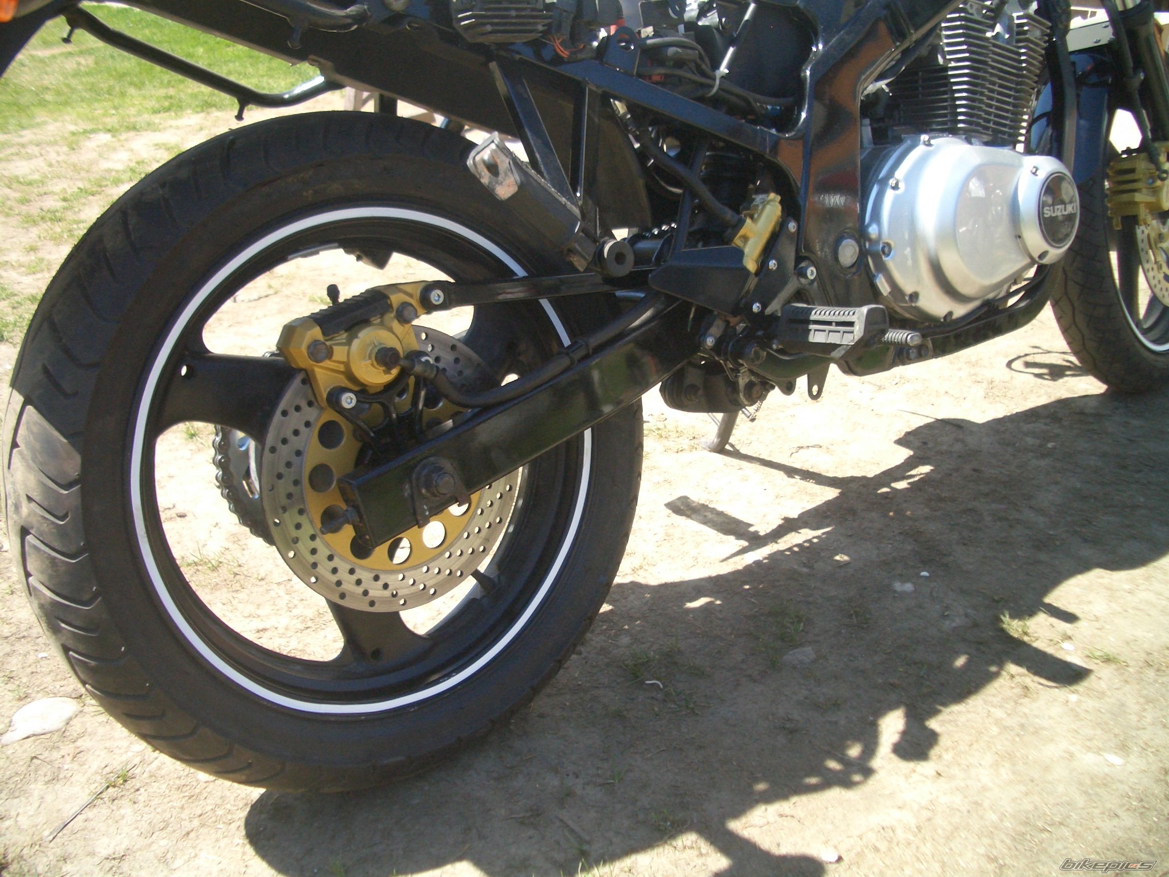 Bike Photo 2400220