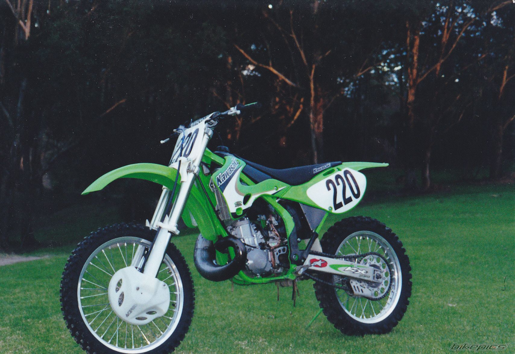 Bike Photo 2400240