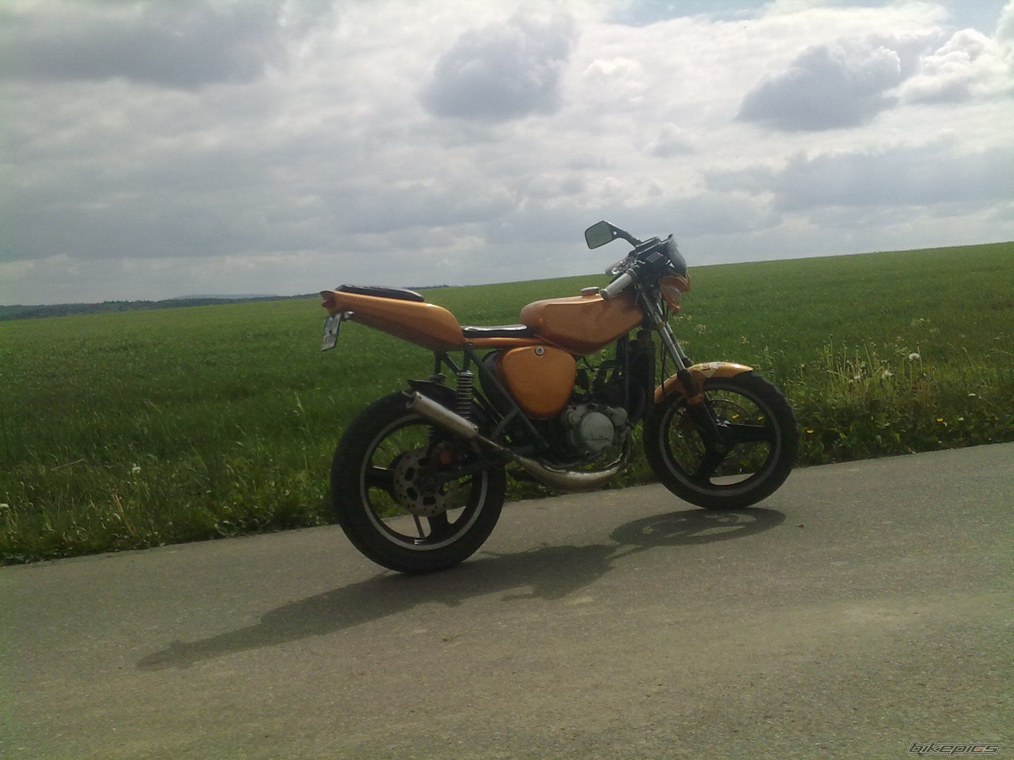 Photo 2400359