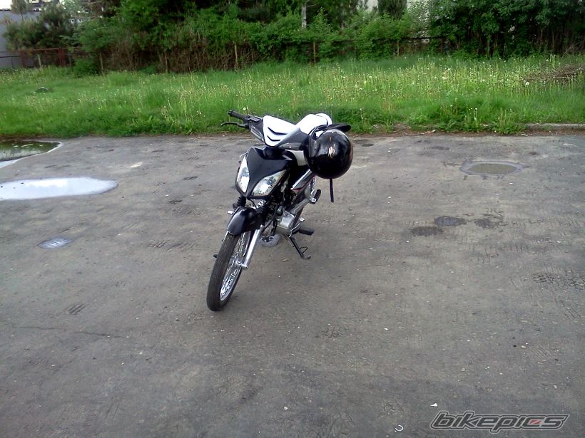 Bike Photo 2400417