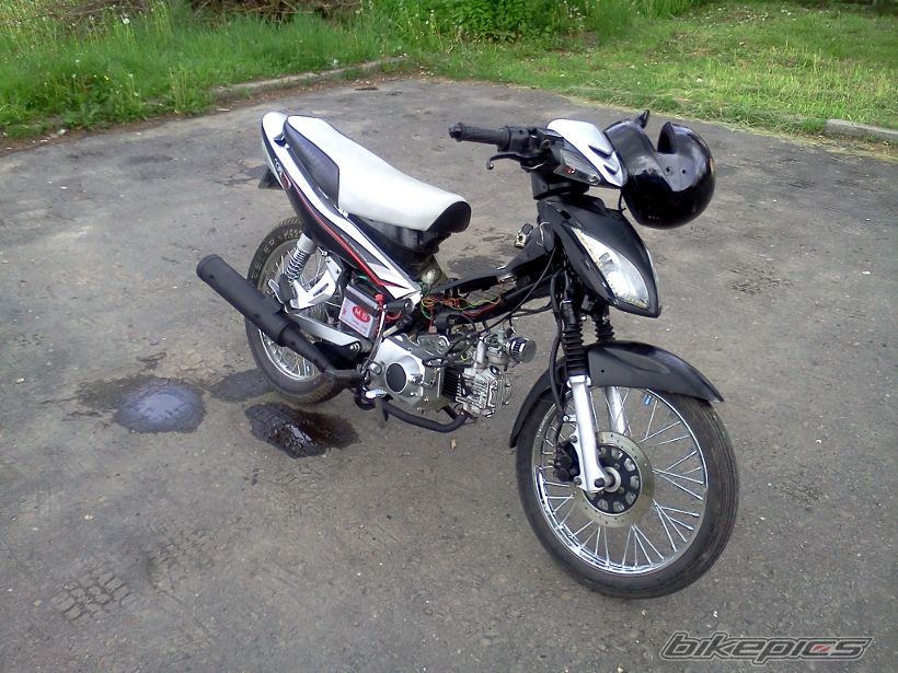 Bike Photo 2400418