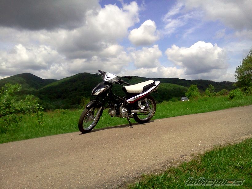 Bike Photo 2400419