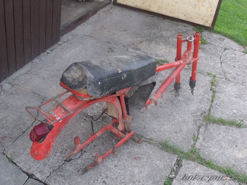 Photo 2400537