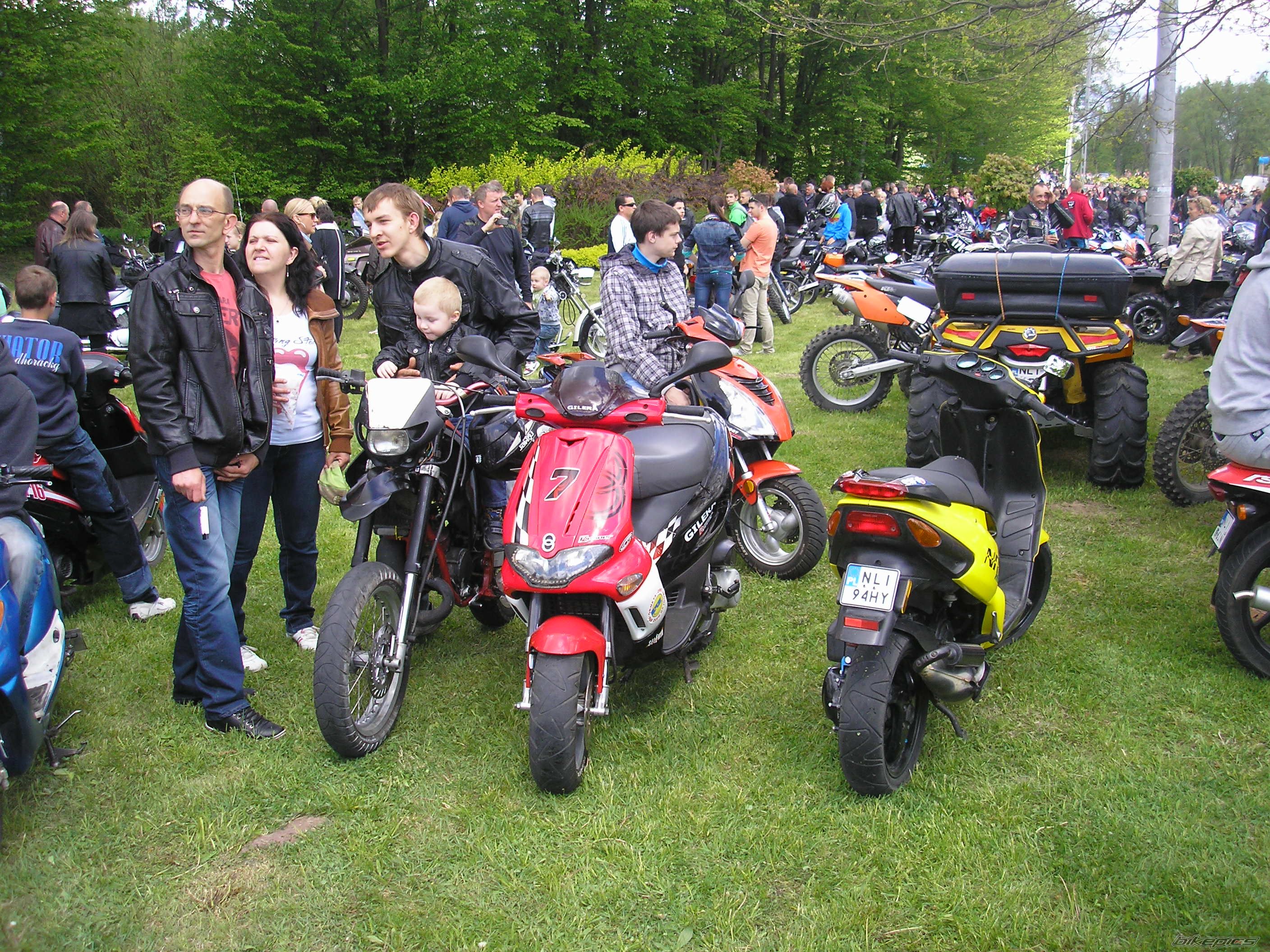 Photo 2400544