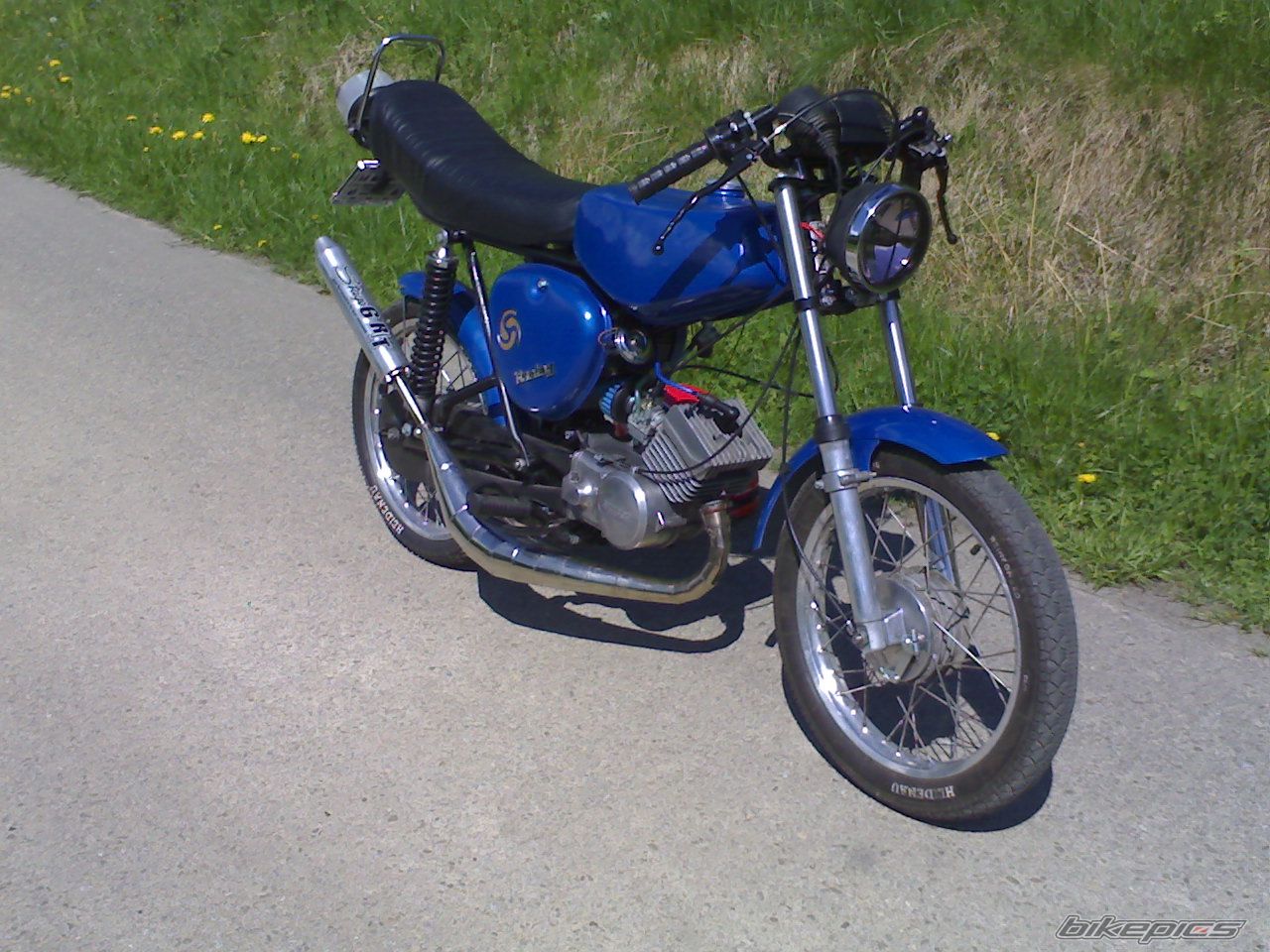 Photo 2400550