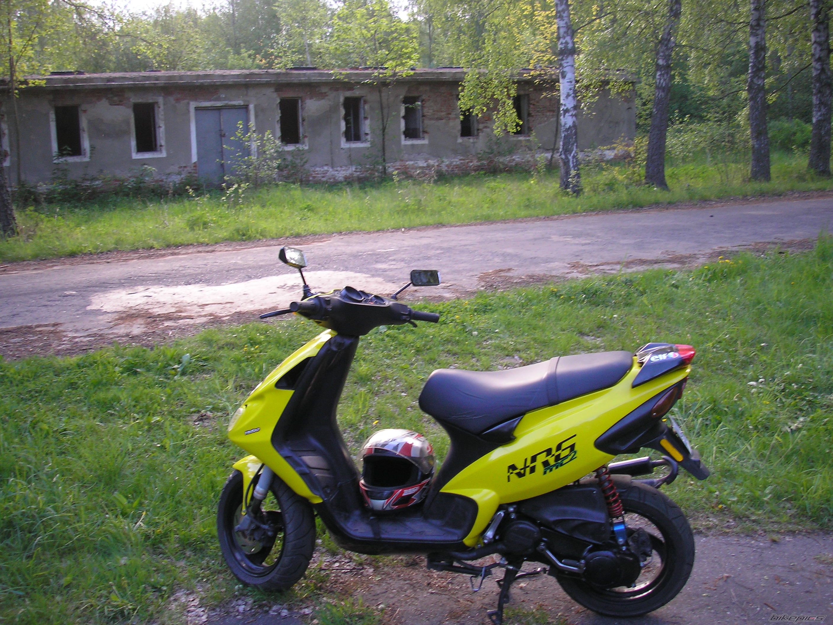 Photo 2400610