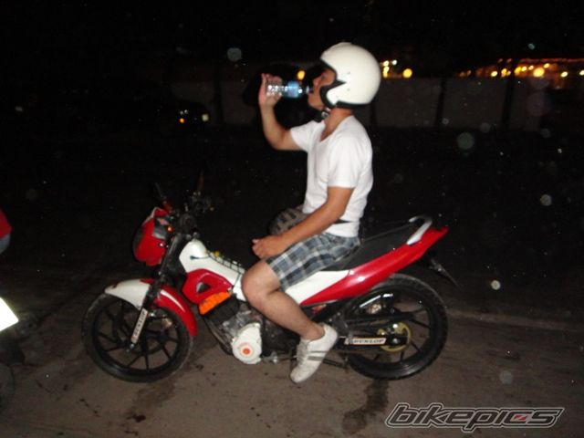 Photo 2400686