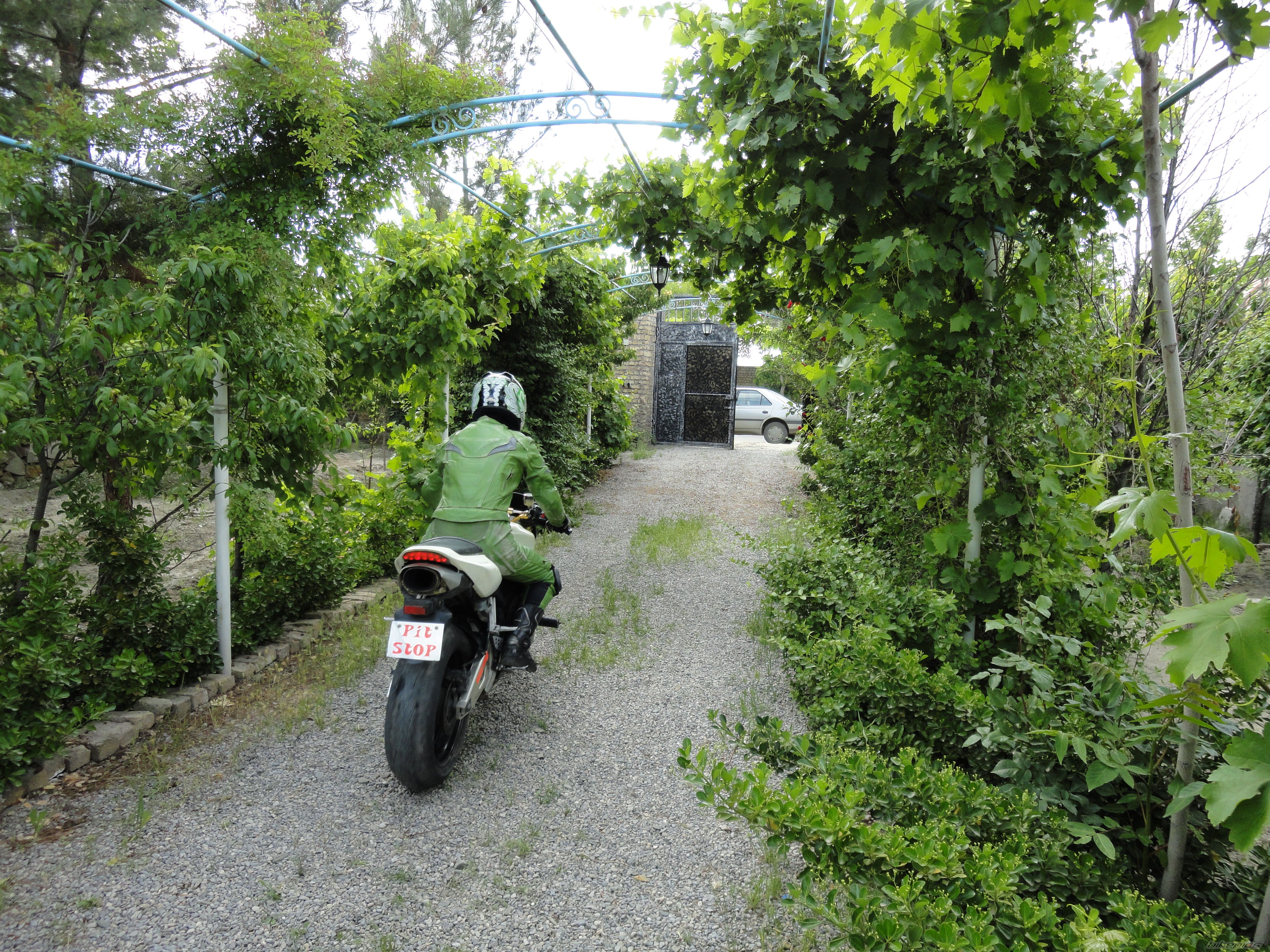Bike Photo 2400726