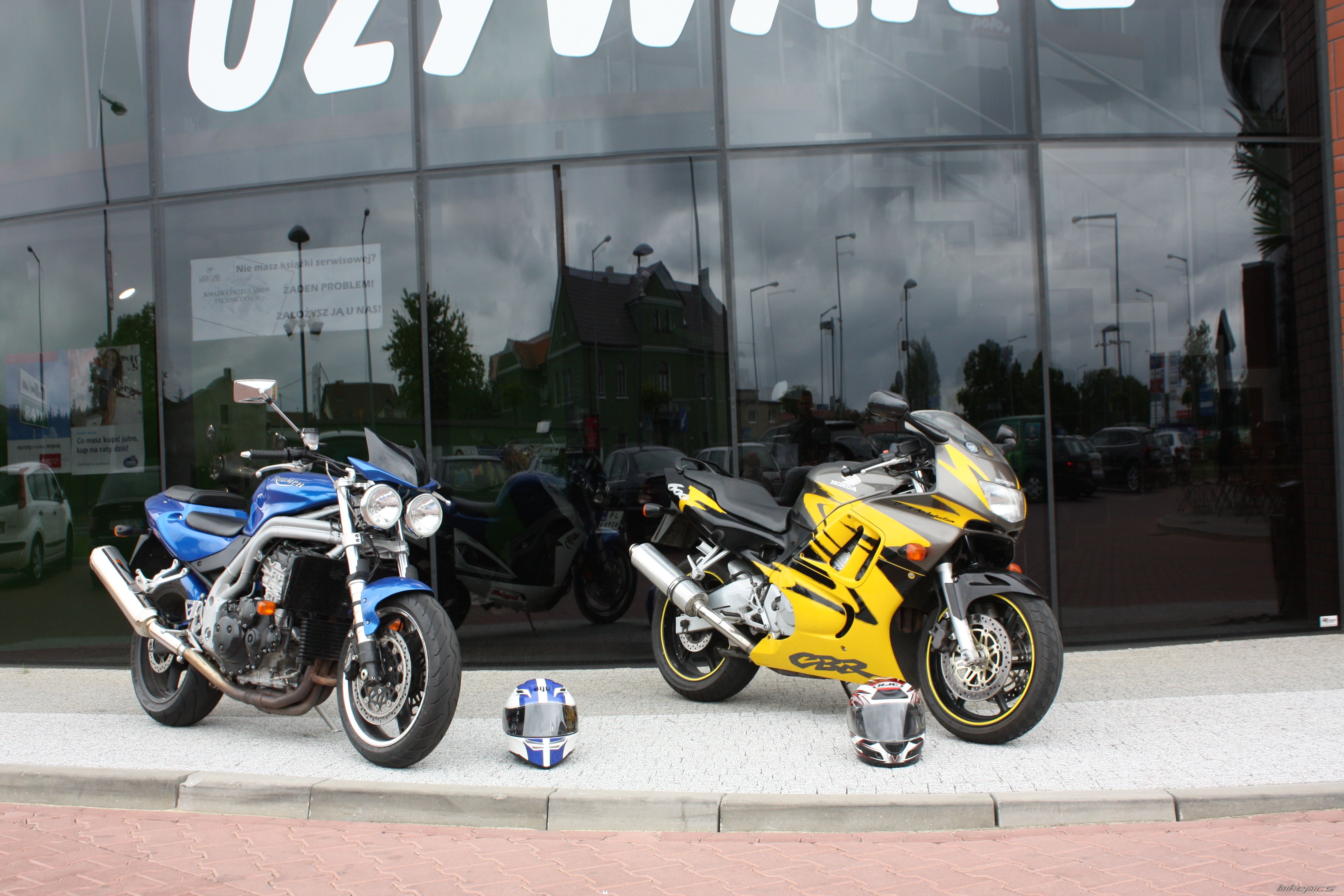 Bike Photo 2400742