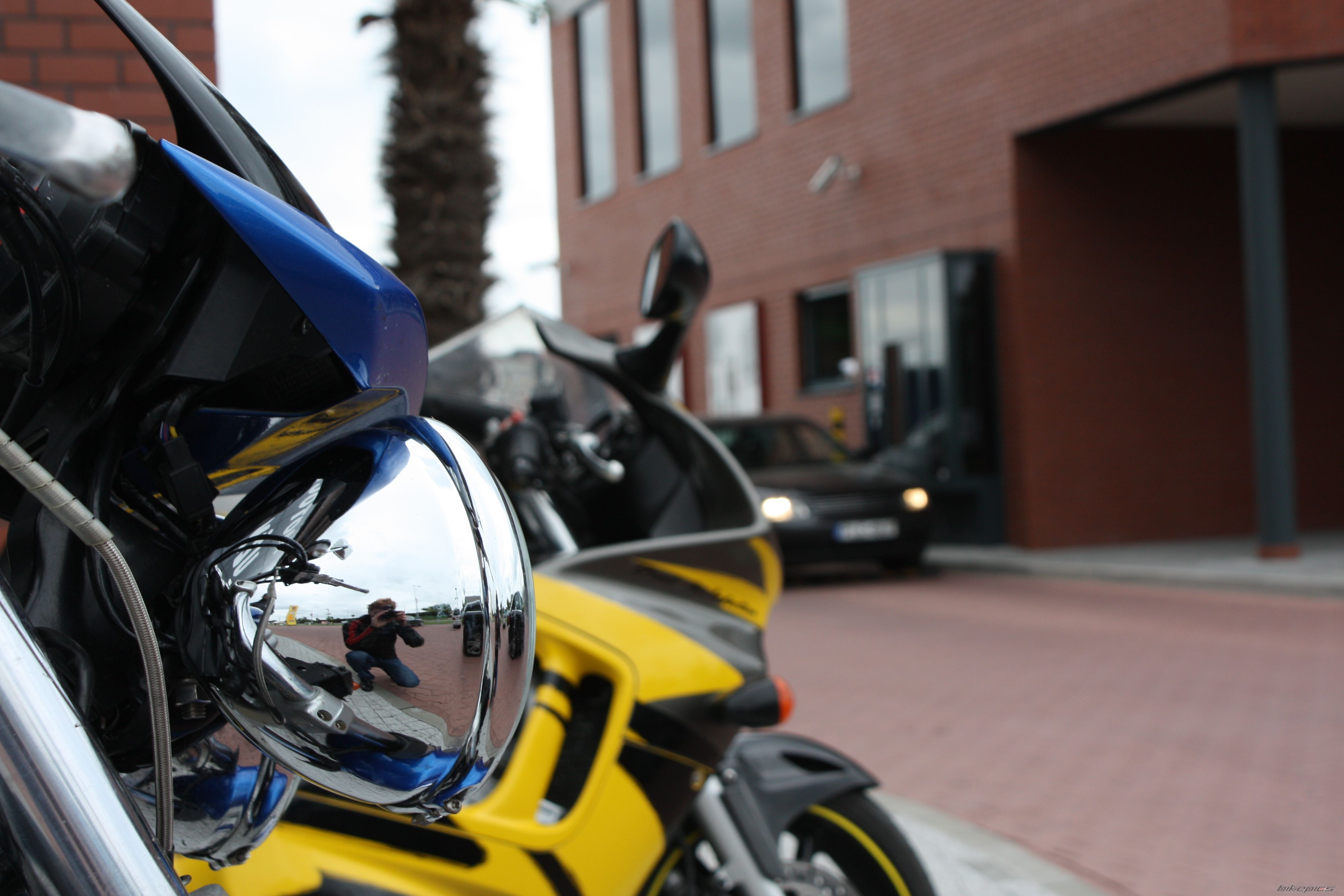 Bike Photo 2400757