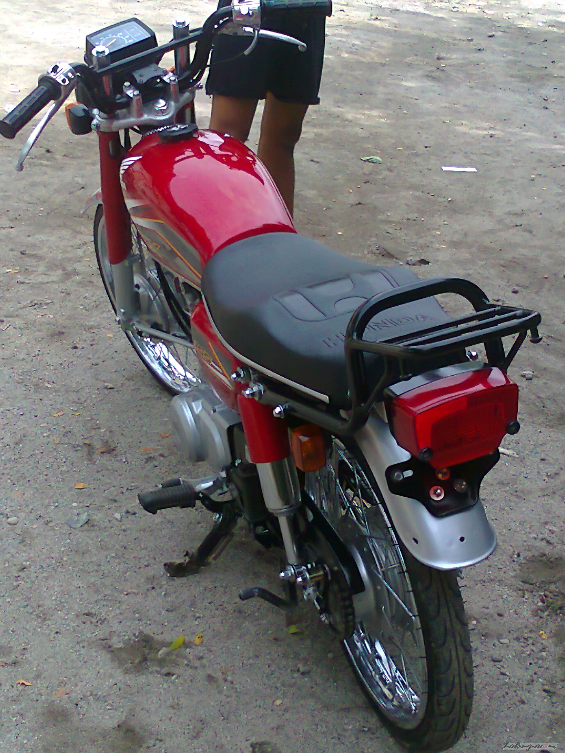 Photo 2400760