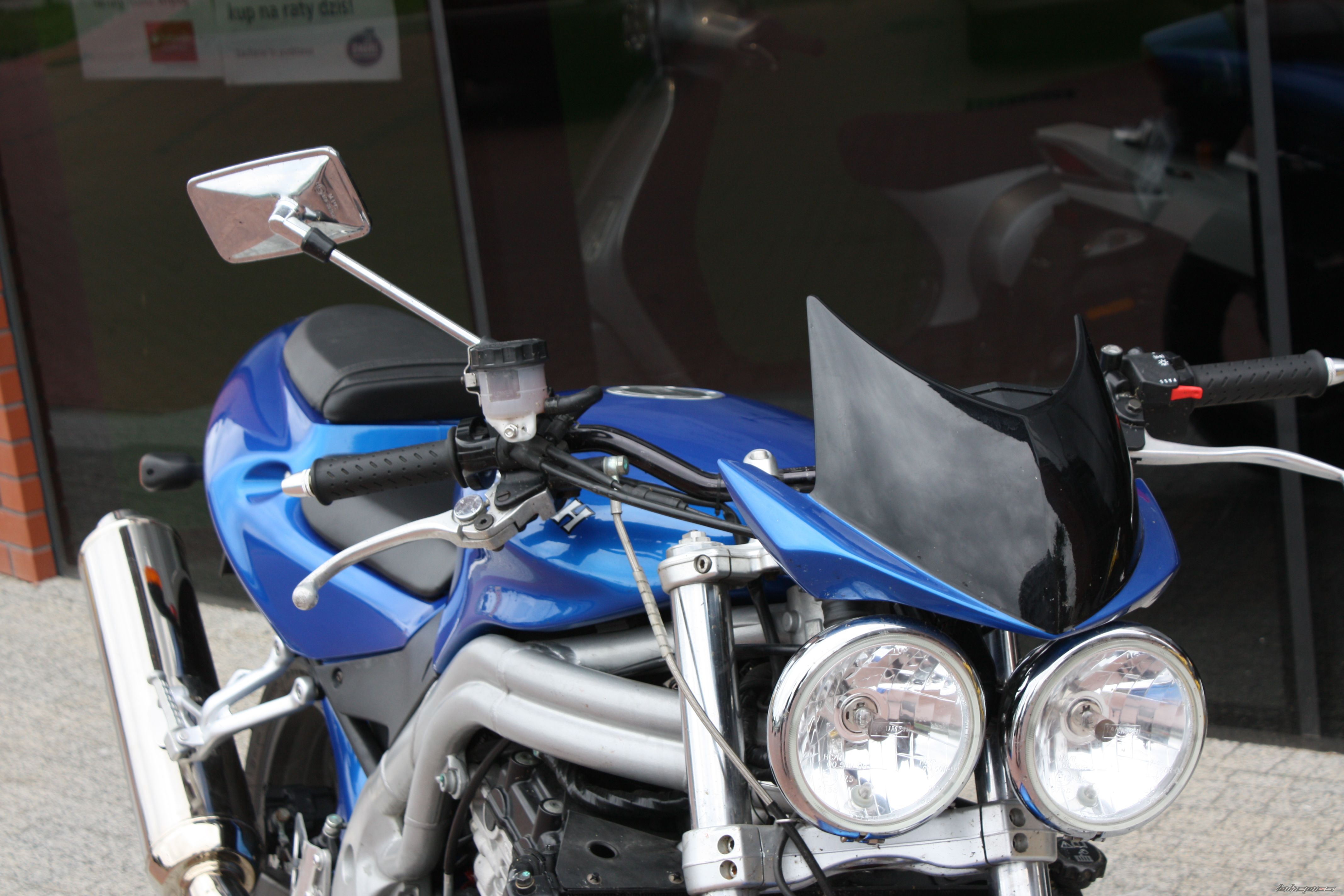 Bike Photo 2400767