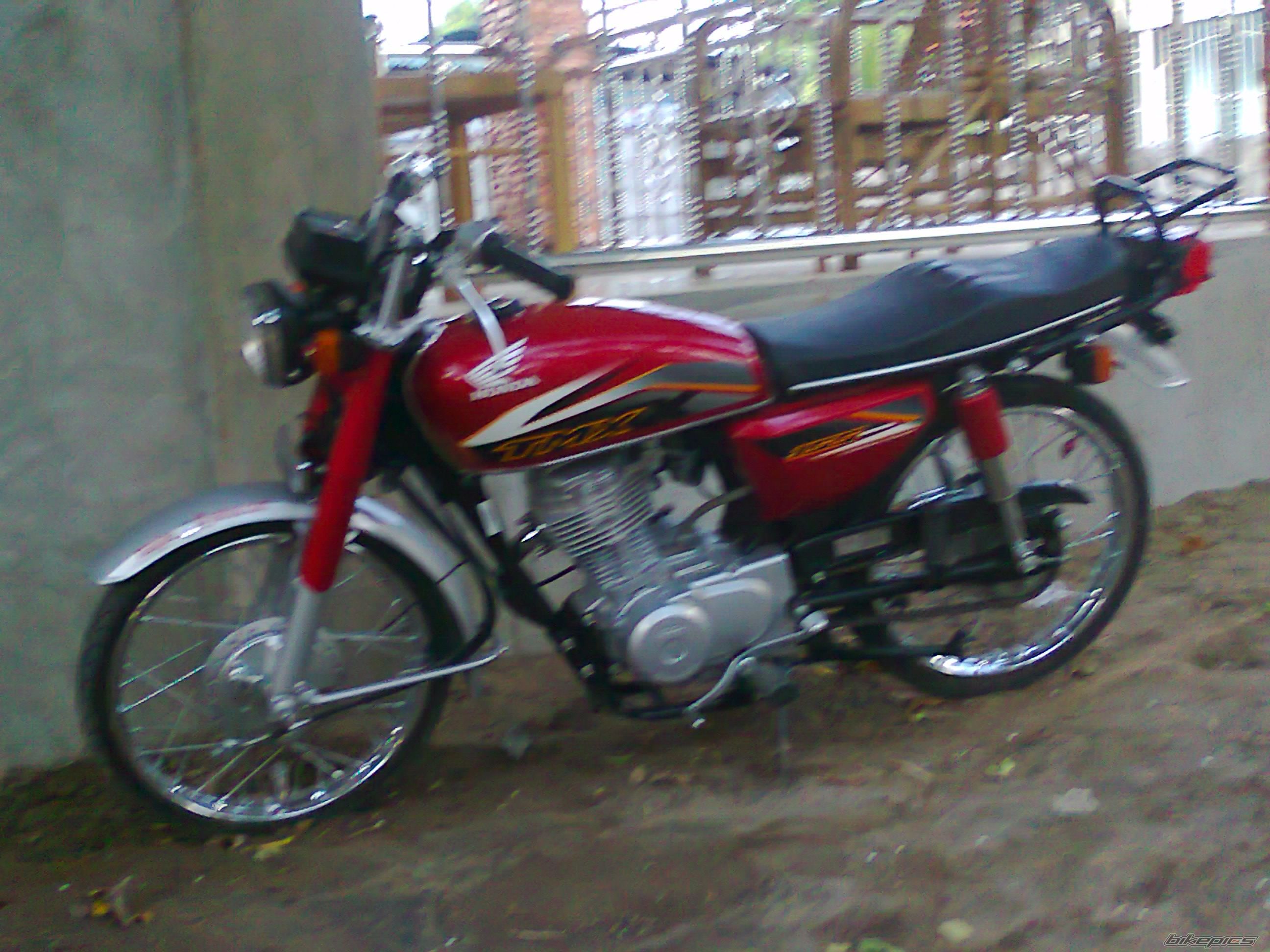 Bike Photo 2400774