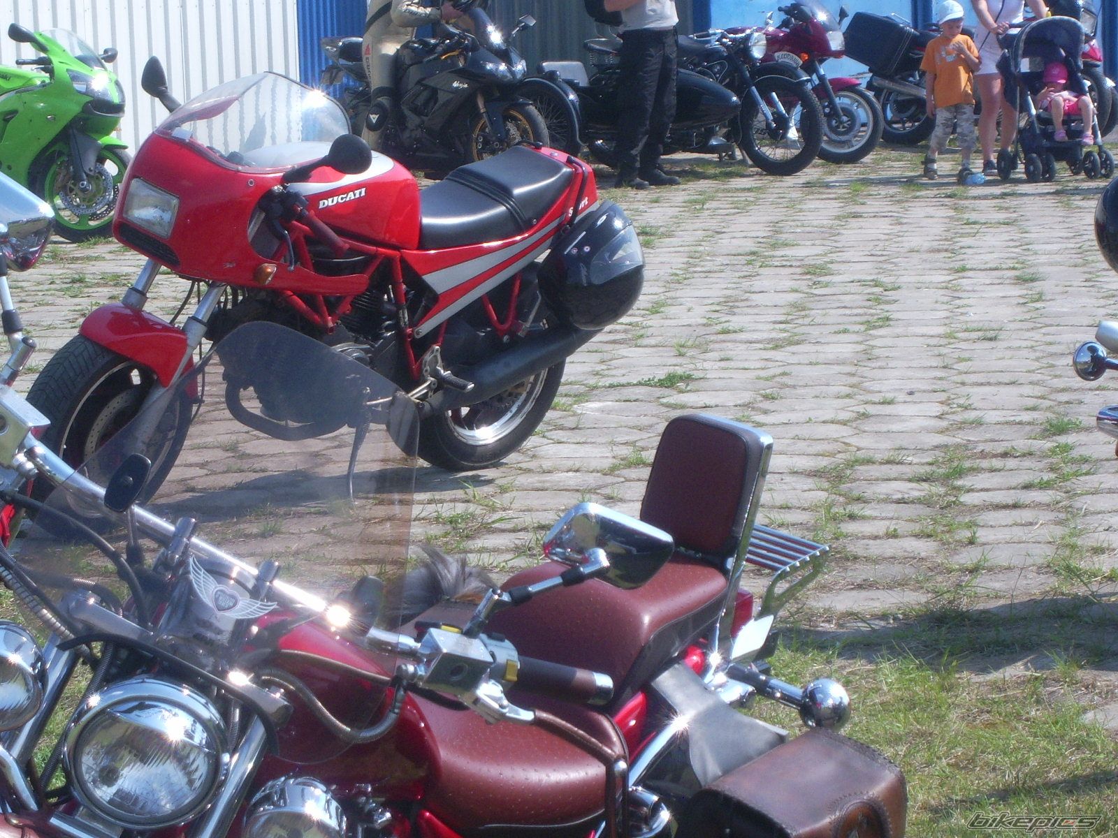 Photo 2400795