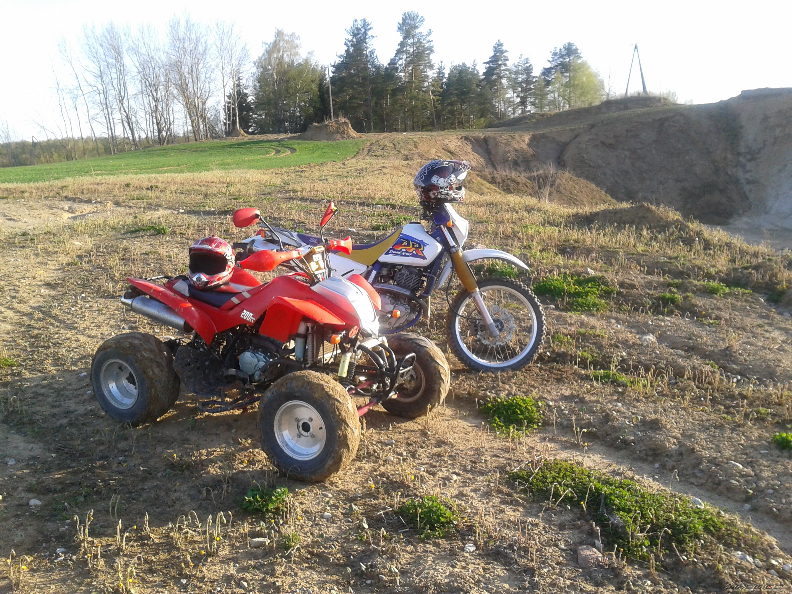 Photo 2400876