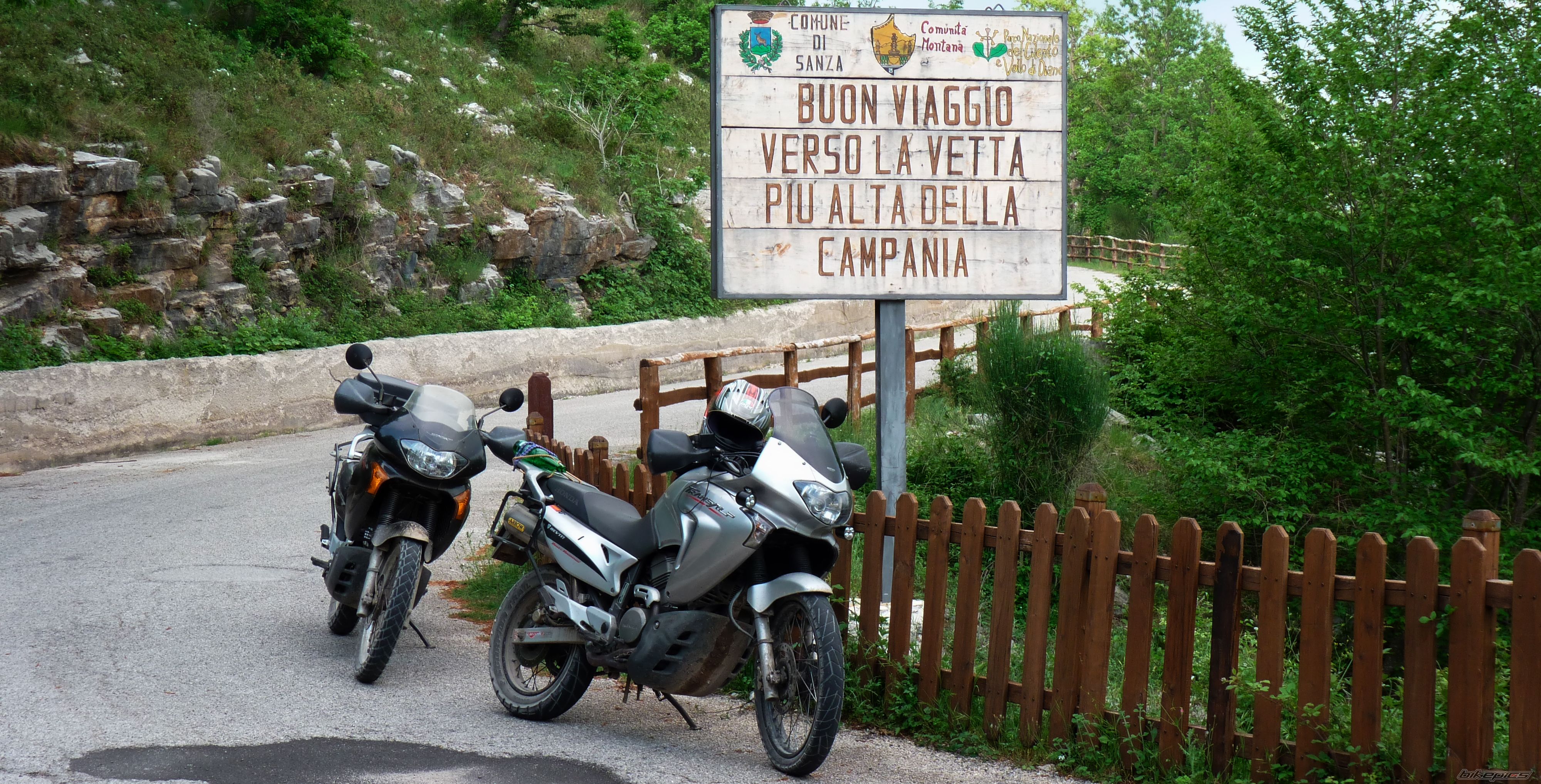 Photo 2400885