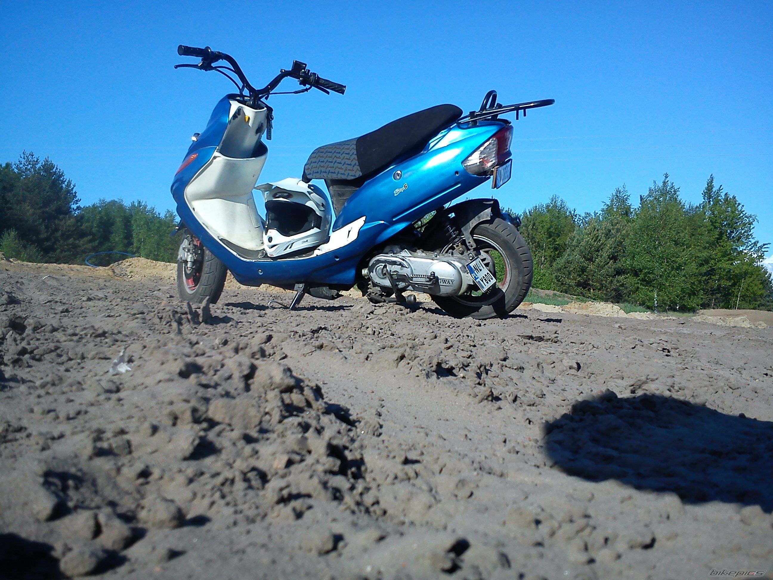 Bike Photo 2401065