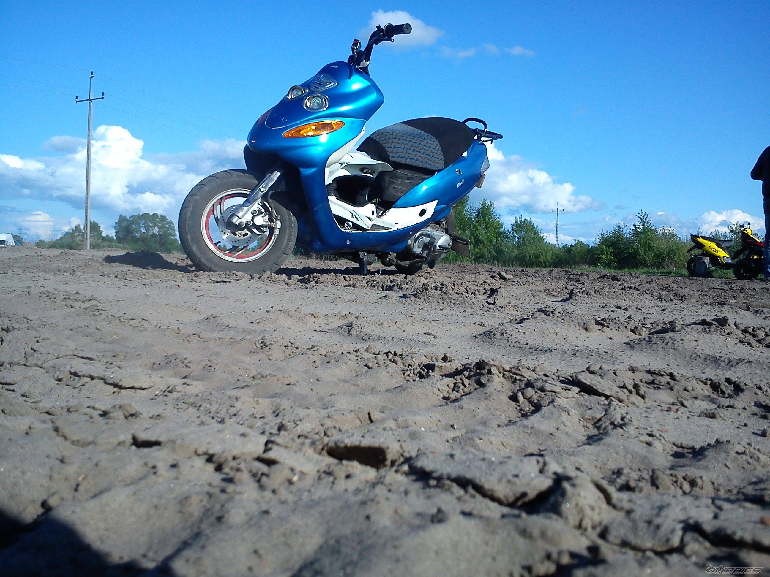 Bike Photo 2401066
