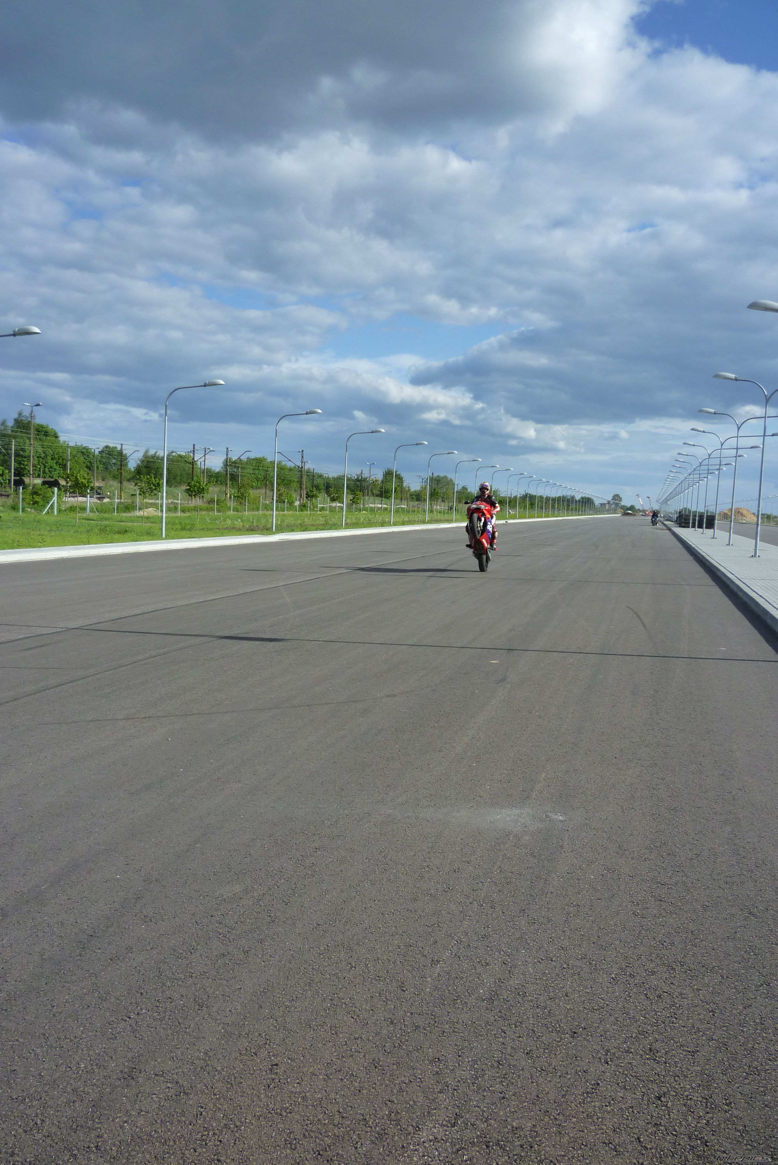 Bike Photo 2401285