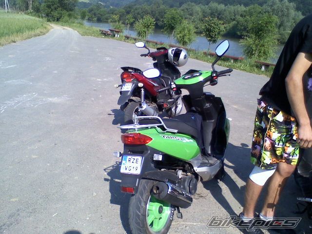 Photo 2401368