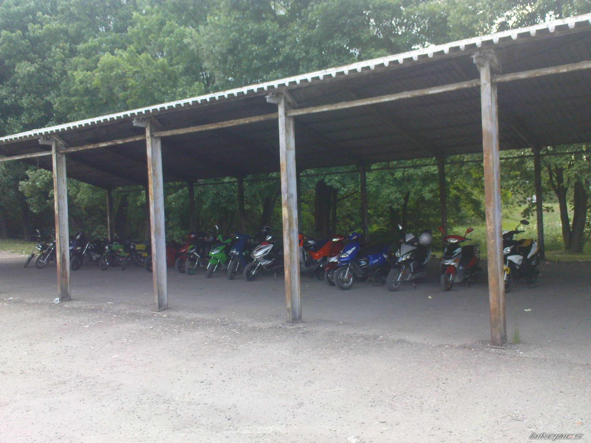 Photo 2401374