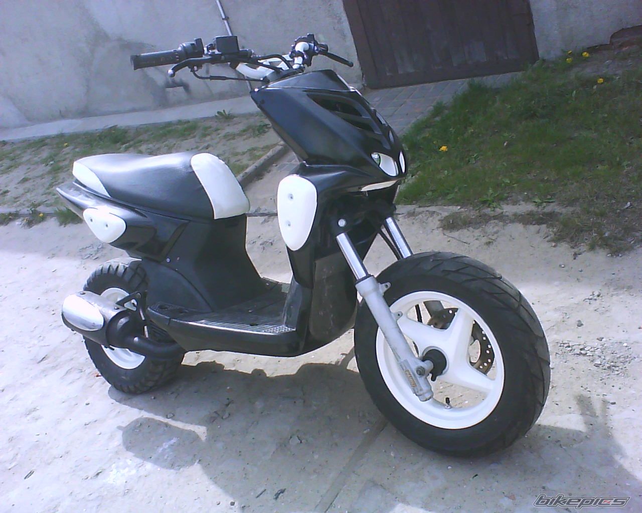 Photo 2401422