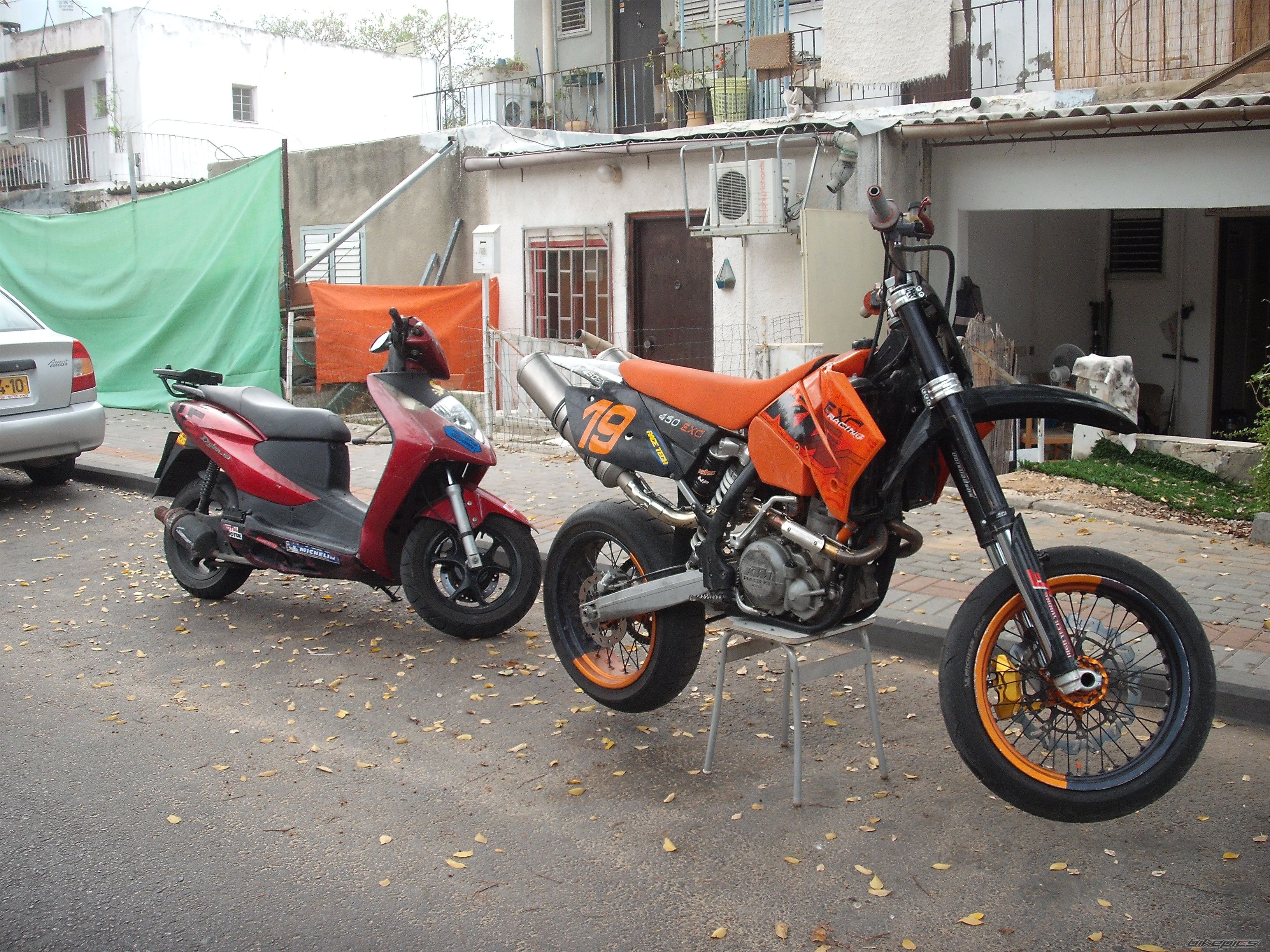 Photo 2401438