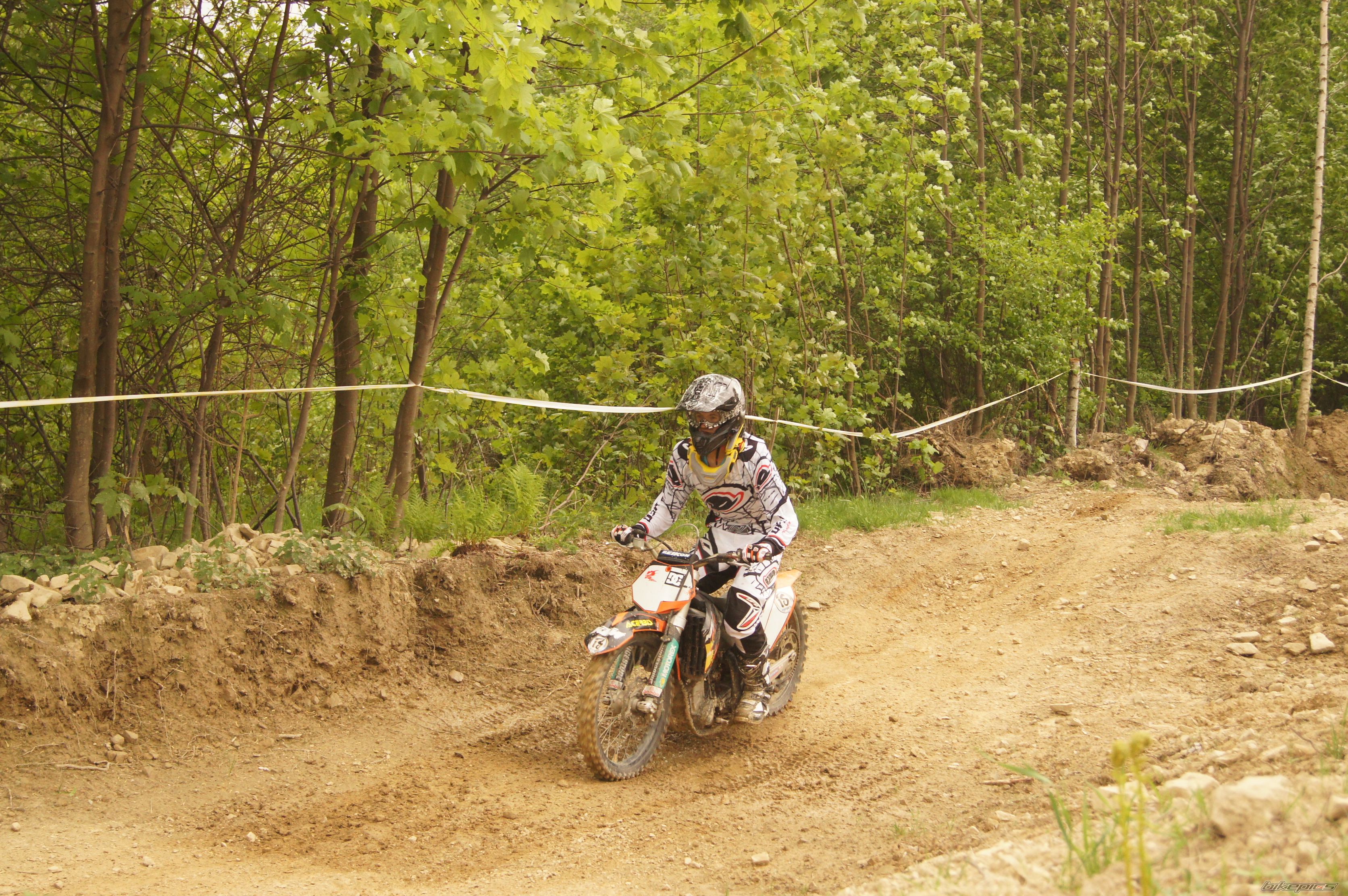 Photo 2401642