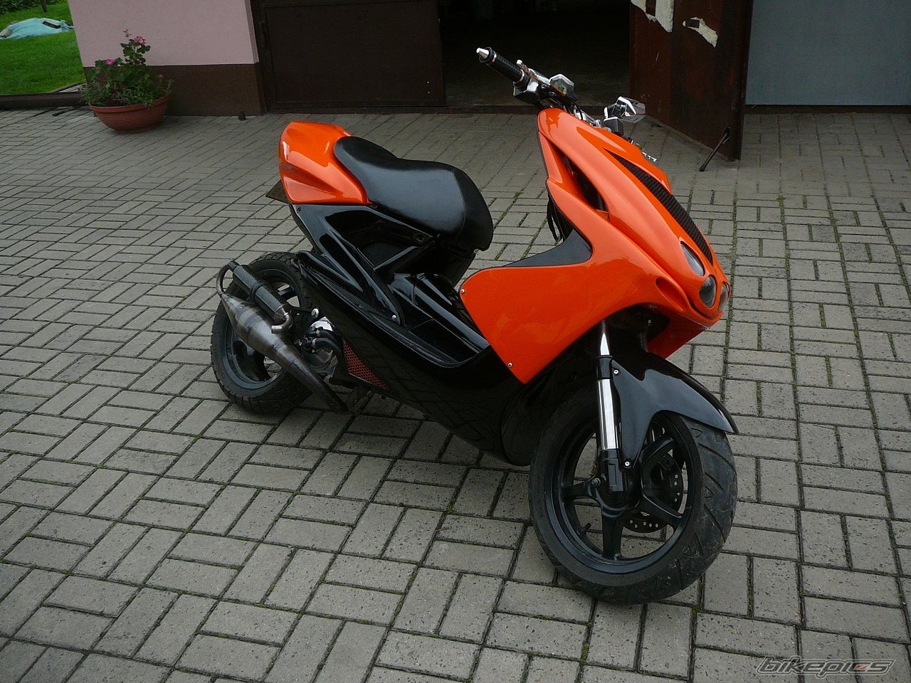 Photo 2402086
