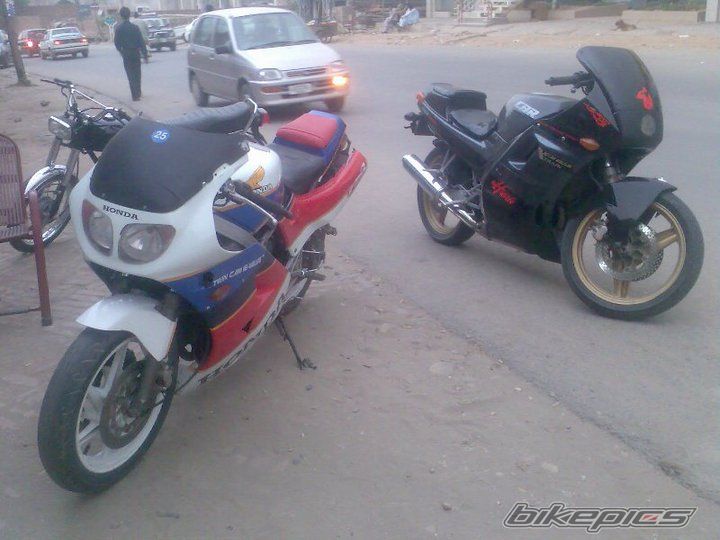 Photo 2402599