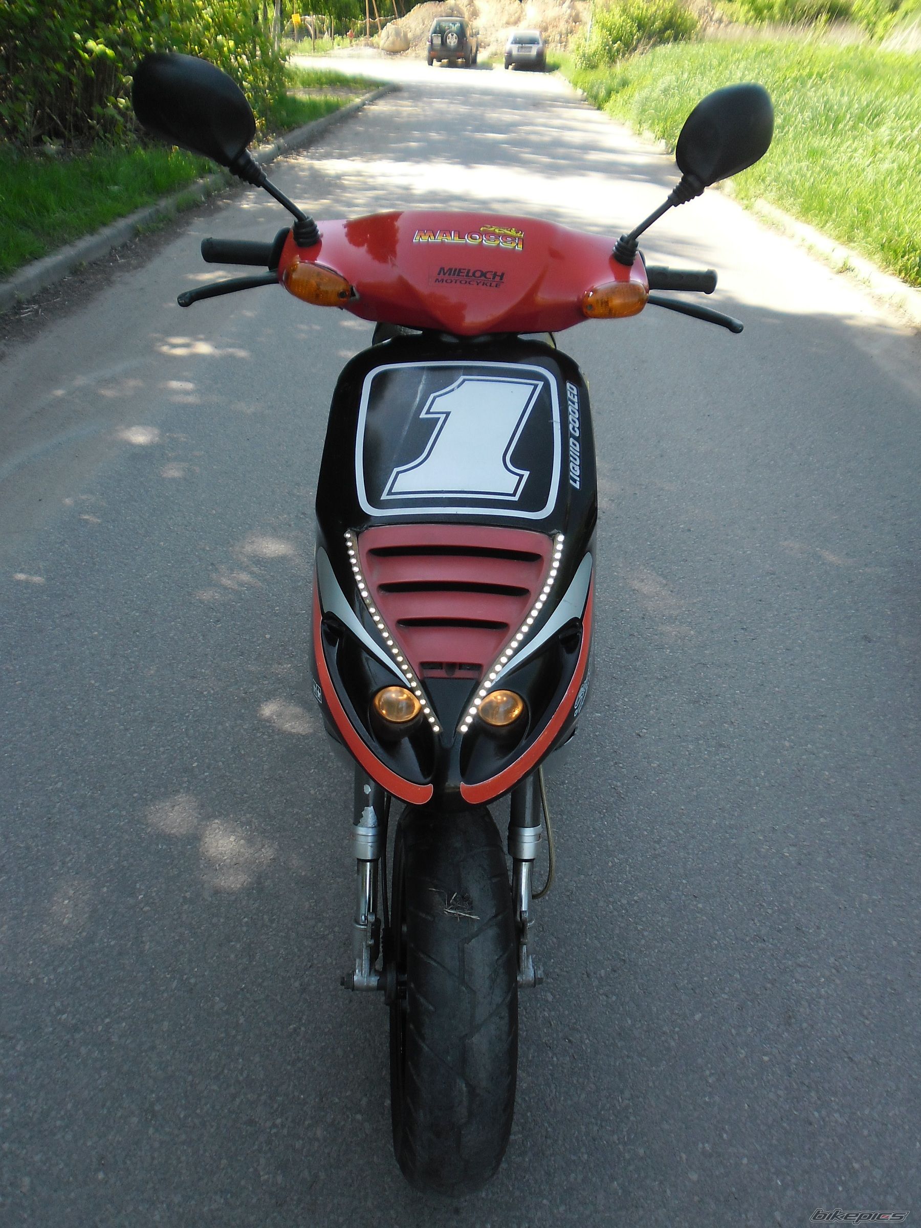 Photo 2402849