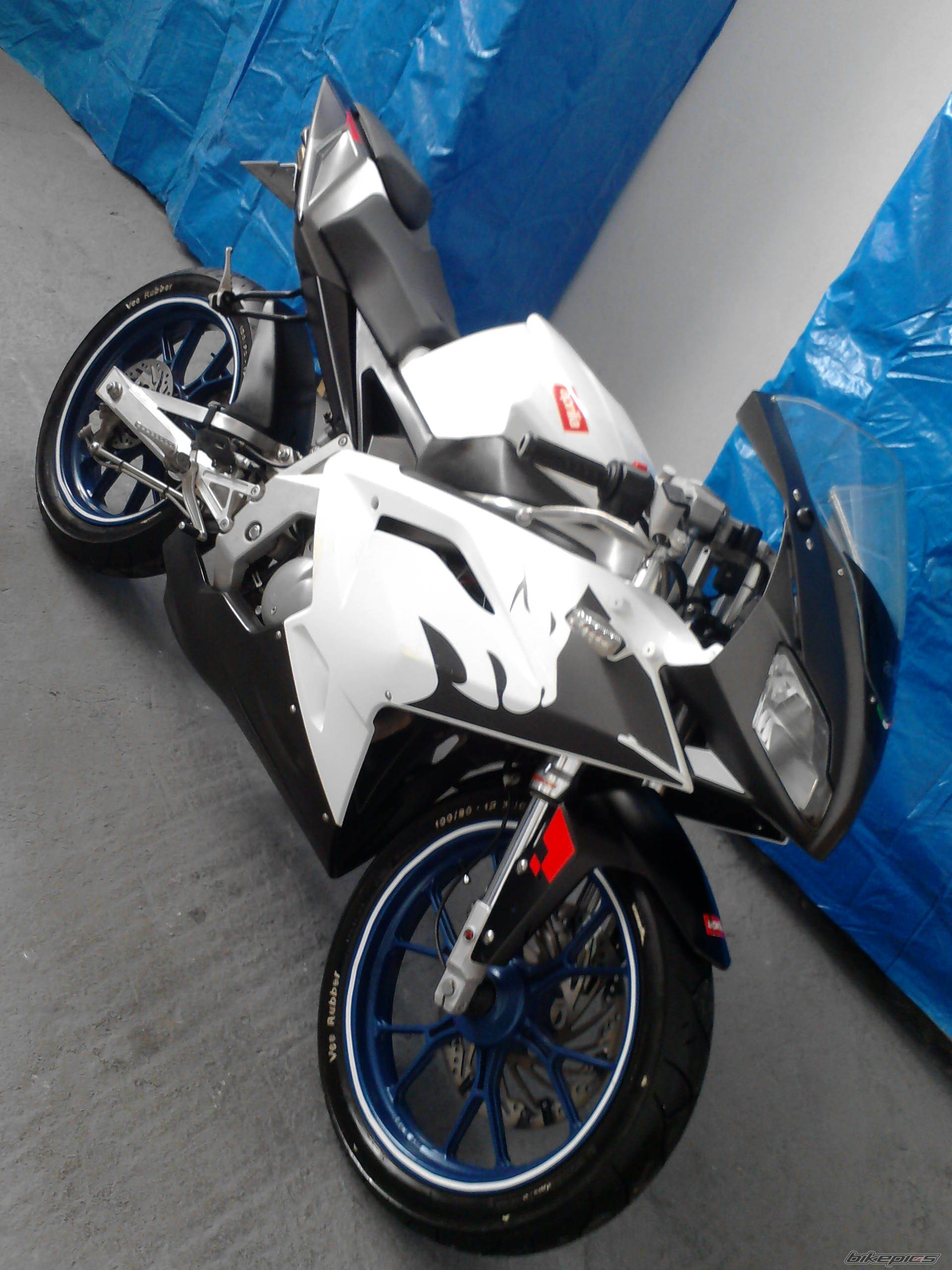Photo 2402908