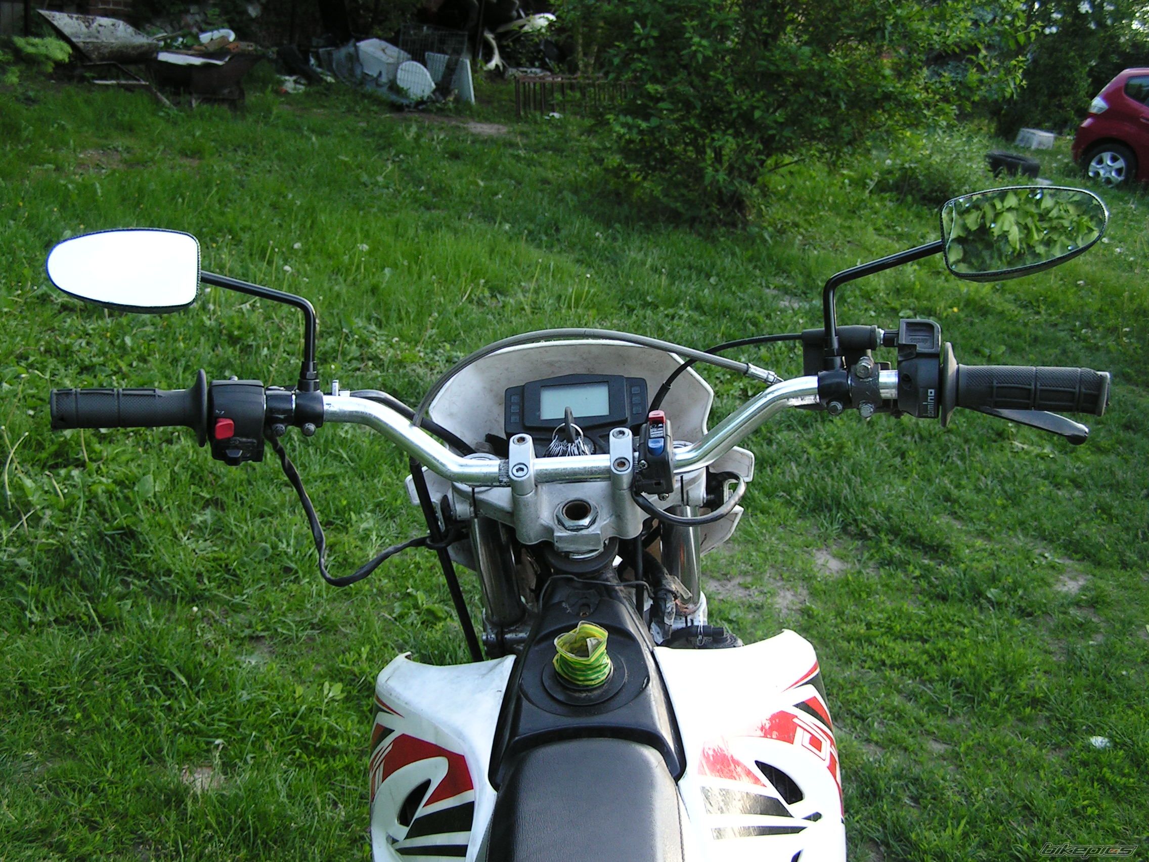 Photo 2402936